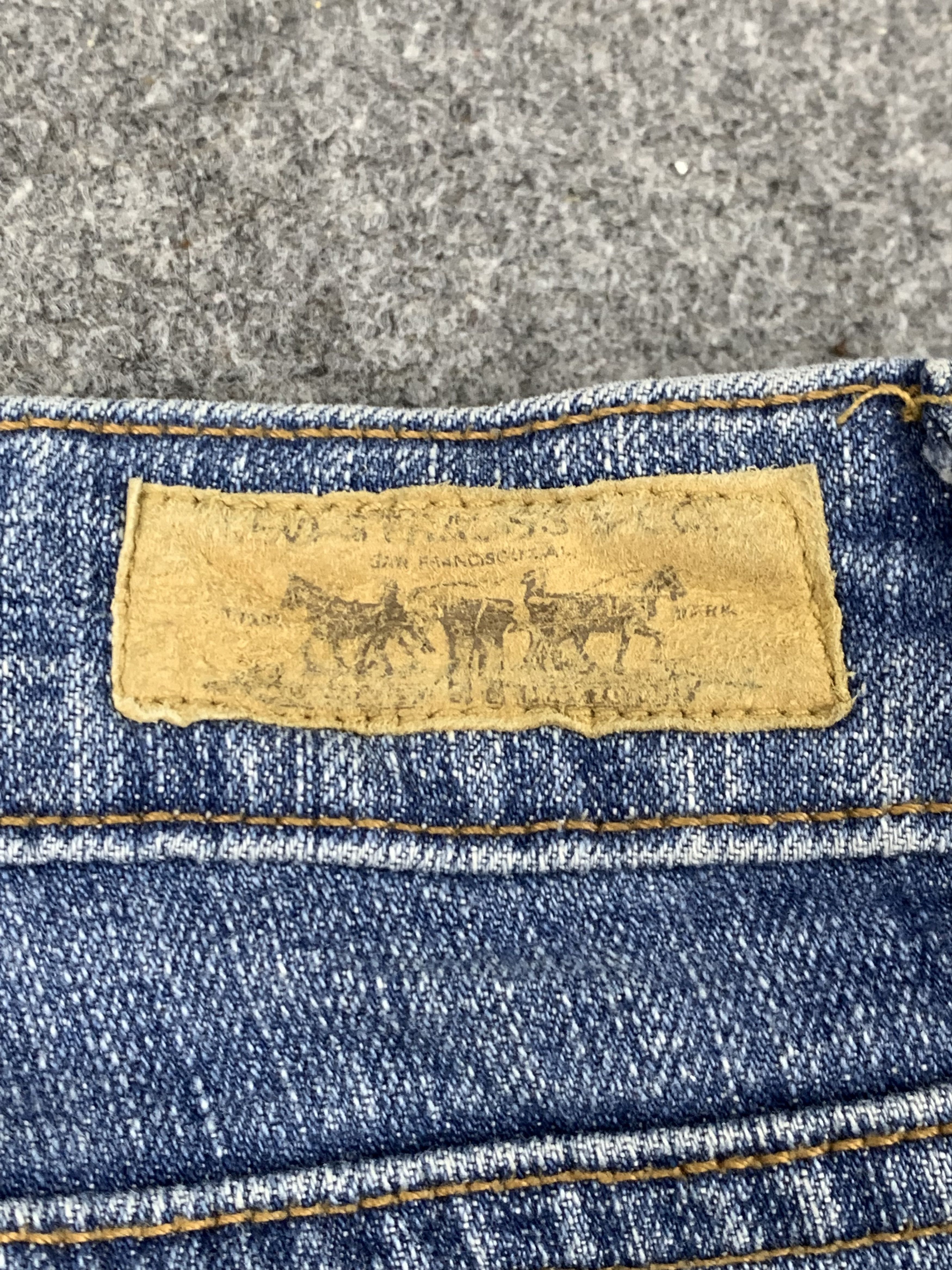Levi's Vintage Levis 545 Flared Bootcut Jeans DP1882 Size US 33 - 12 Thumbnail