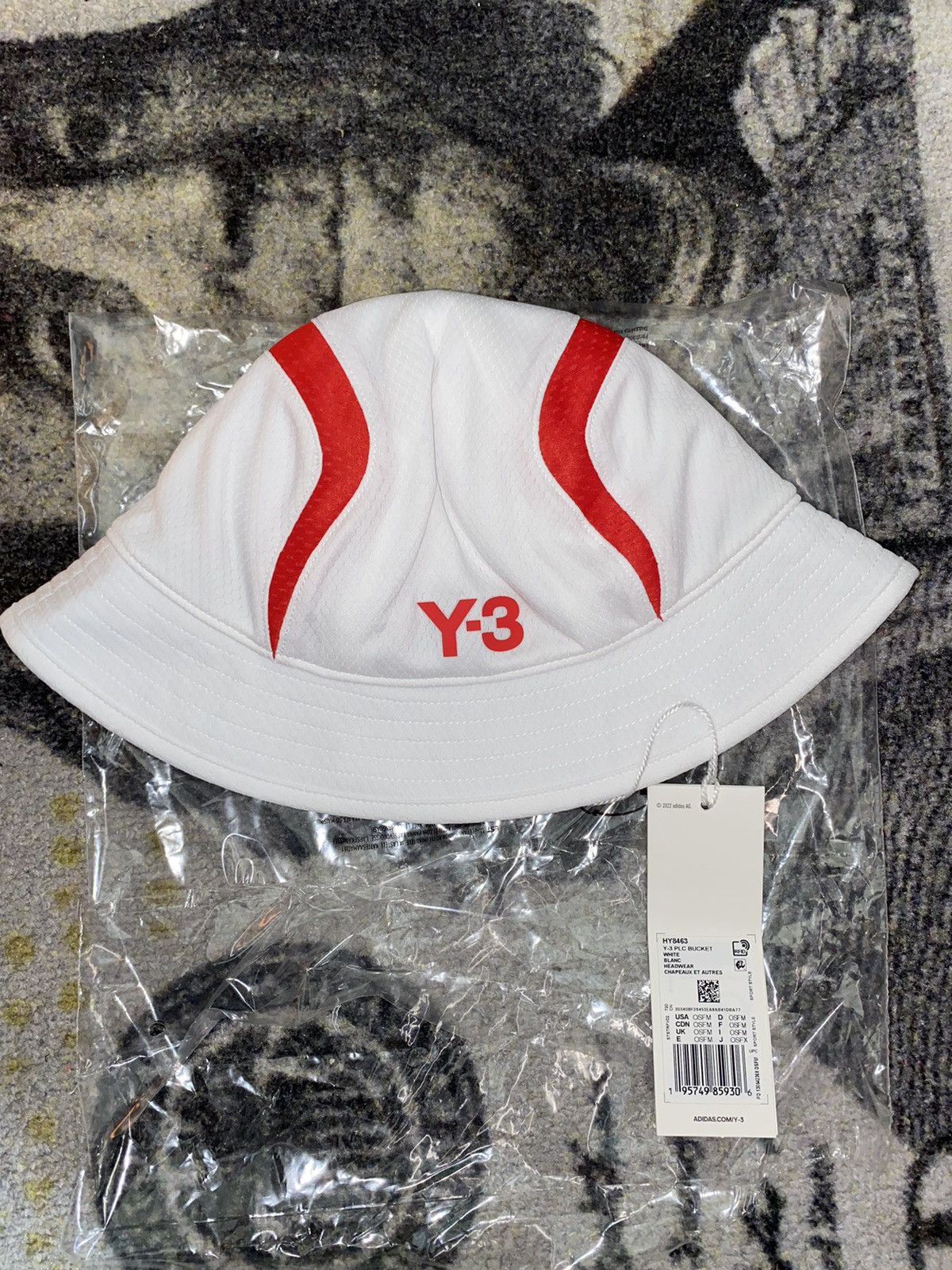 Adidas Y-3 PALACE BUCKET HAT | Grailed