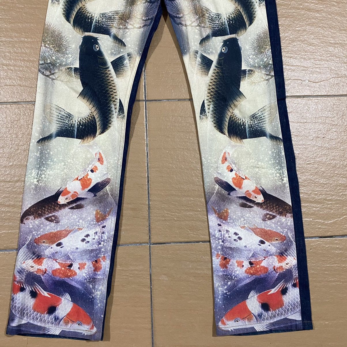 Japanese Brand Japanese Brand CASSOPI Denim Fish Koi Printed Full Print Size US 28 / EU 44 - 5 Thumbnail