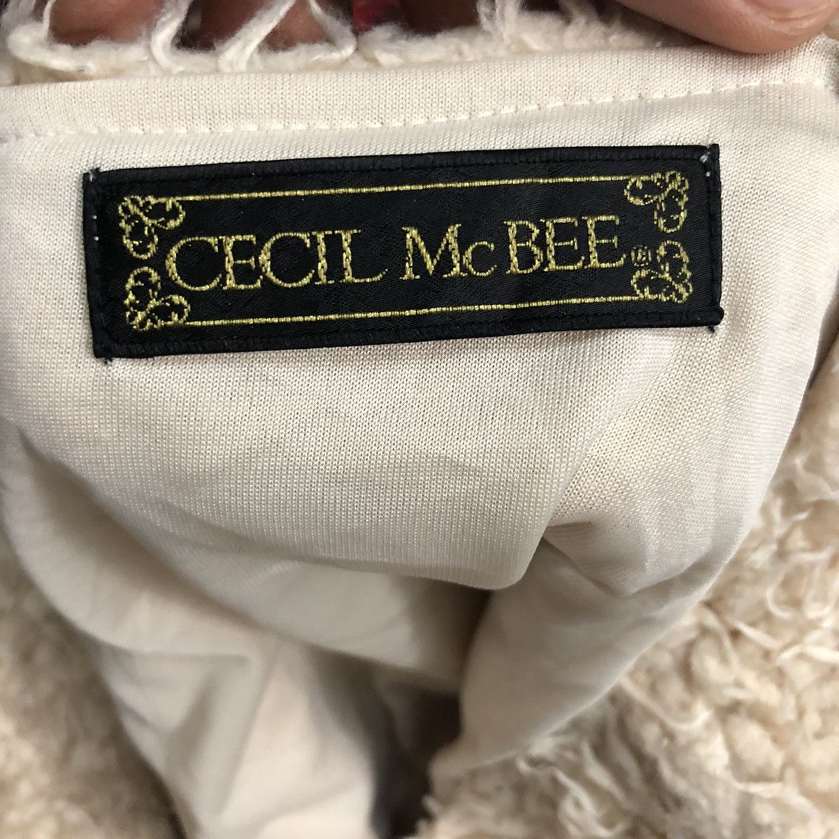 Japanese Brand Vintage Cecil McBee Soft Fur Crop Tops Size S / US 4 / IT 40 - 9 Thumbnail
