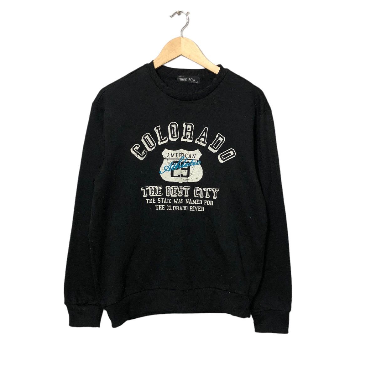 Japanese Brand Vintage Third Row Crewneck Big Logo Sweatshirt Size US M / EU 48-50 / 2 - 1 Thumbnail