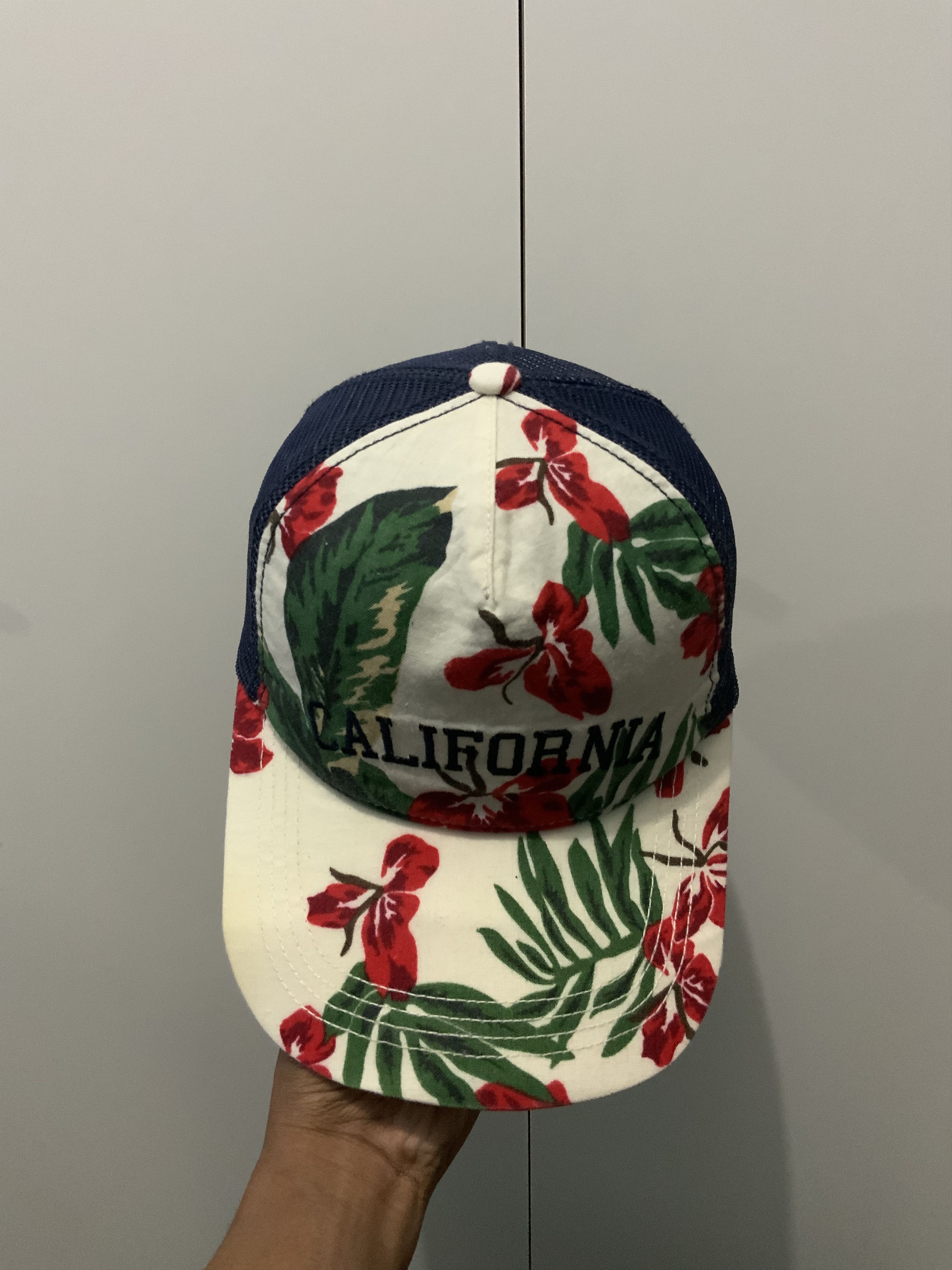 Japanese Brand California Flower Trucker Hat Cap Size ONE SIZE - 6 Thumbnail