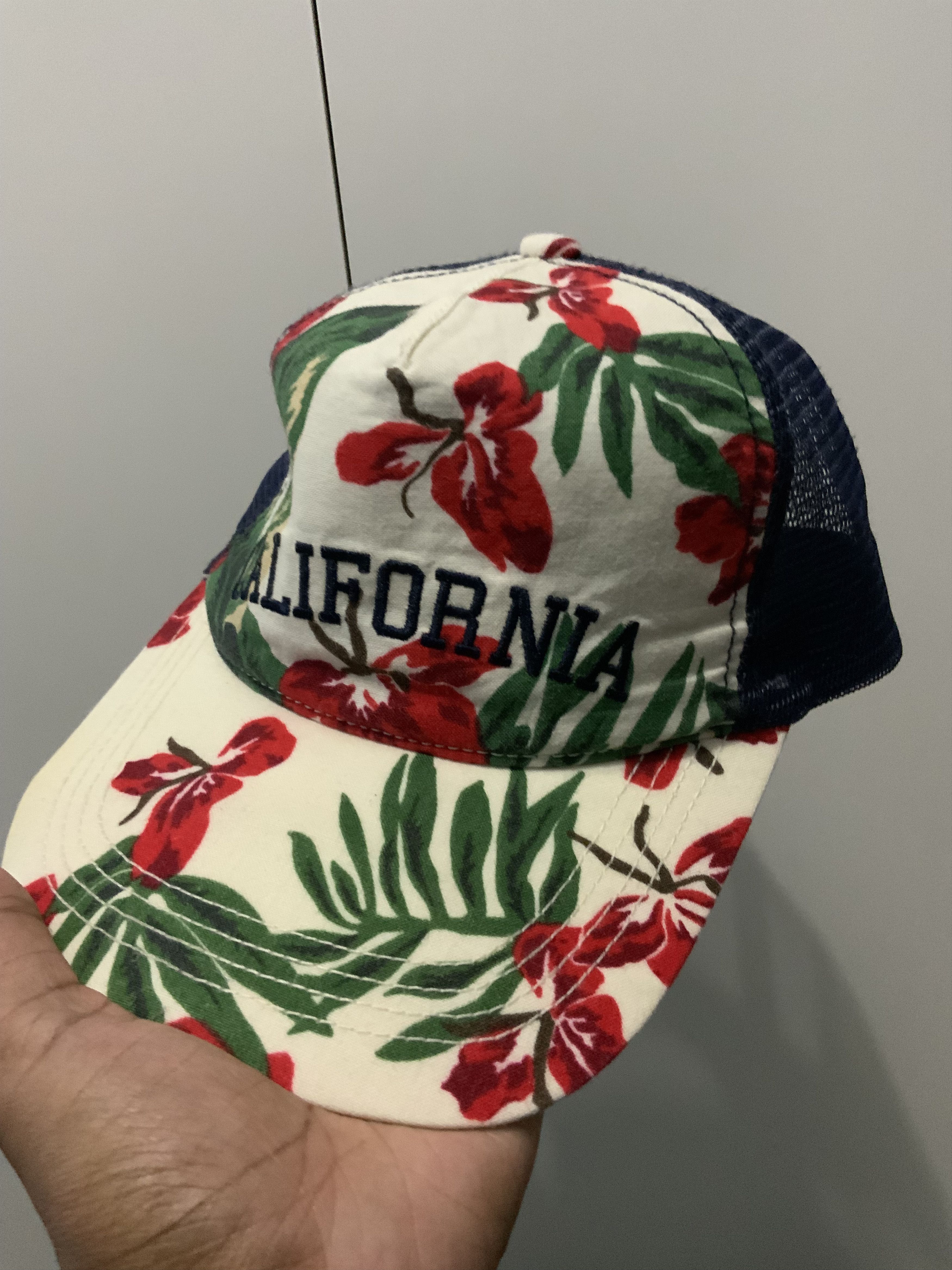 Japanese Brand California Flower Trucker Hat Cap Size ONE SIZE - 11 Thumbnail