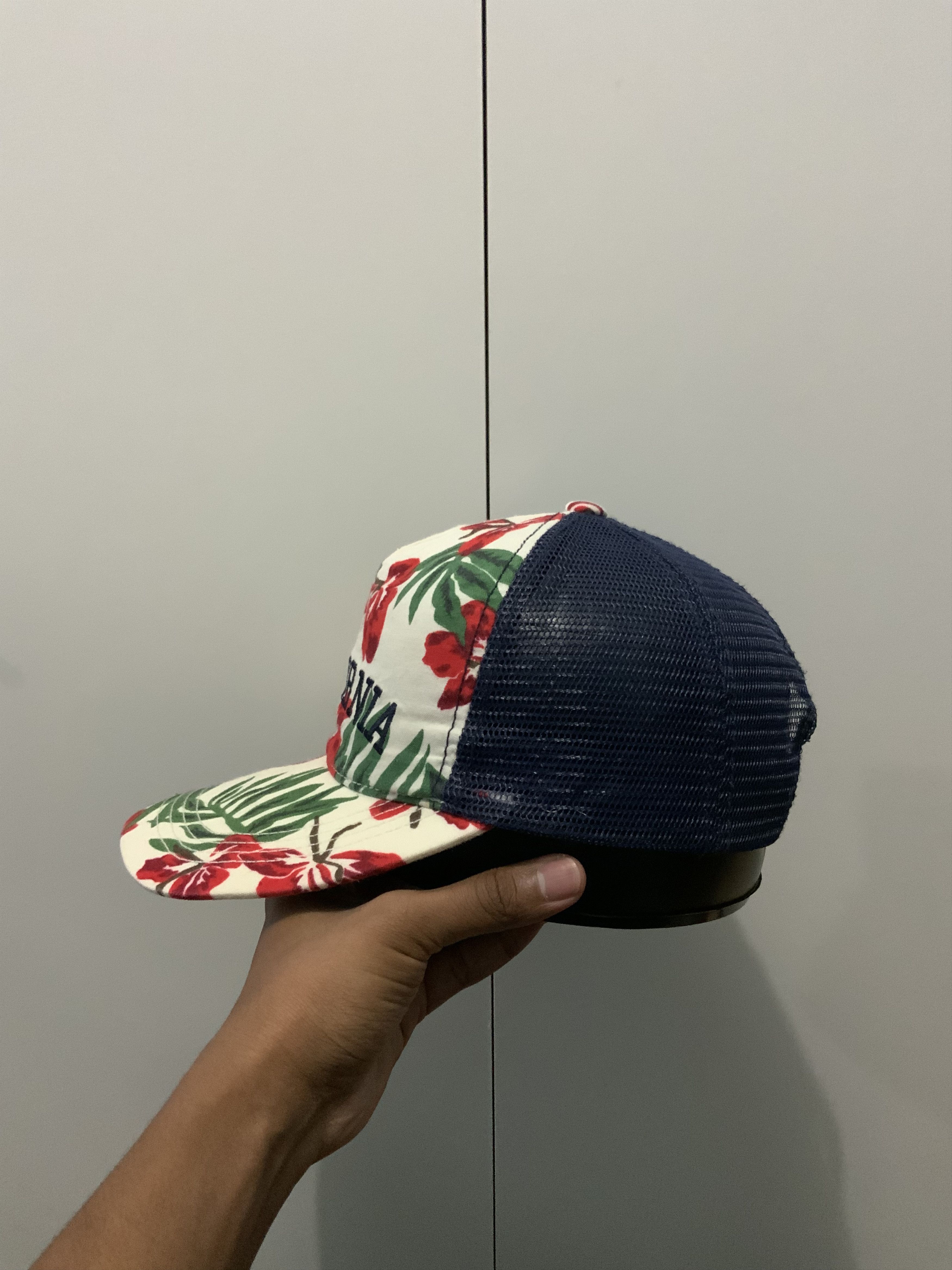 Japanese Brand California Flower Trucker Hat Cap Size ONE SIZE - 5 Thumbnail