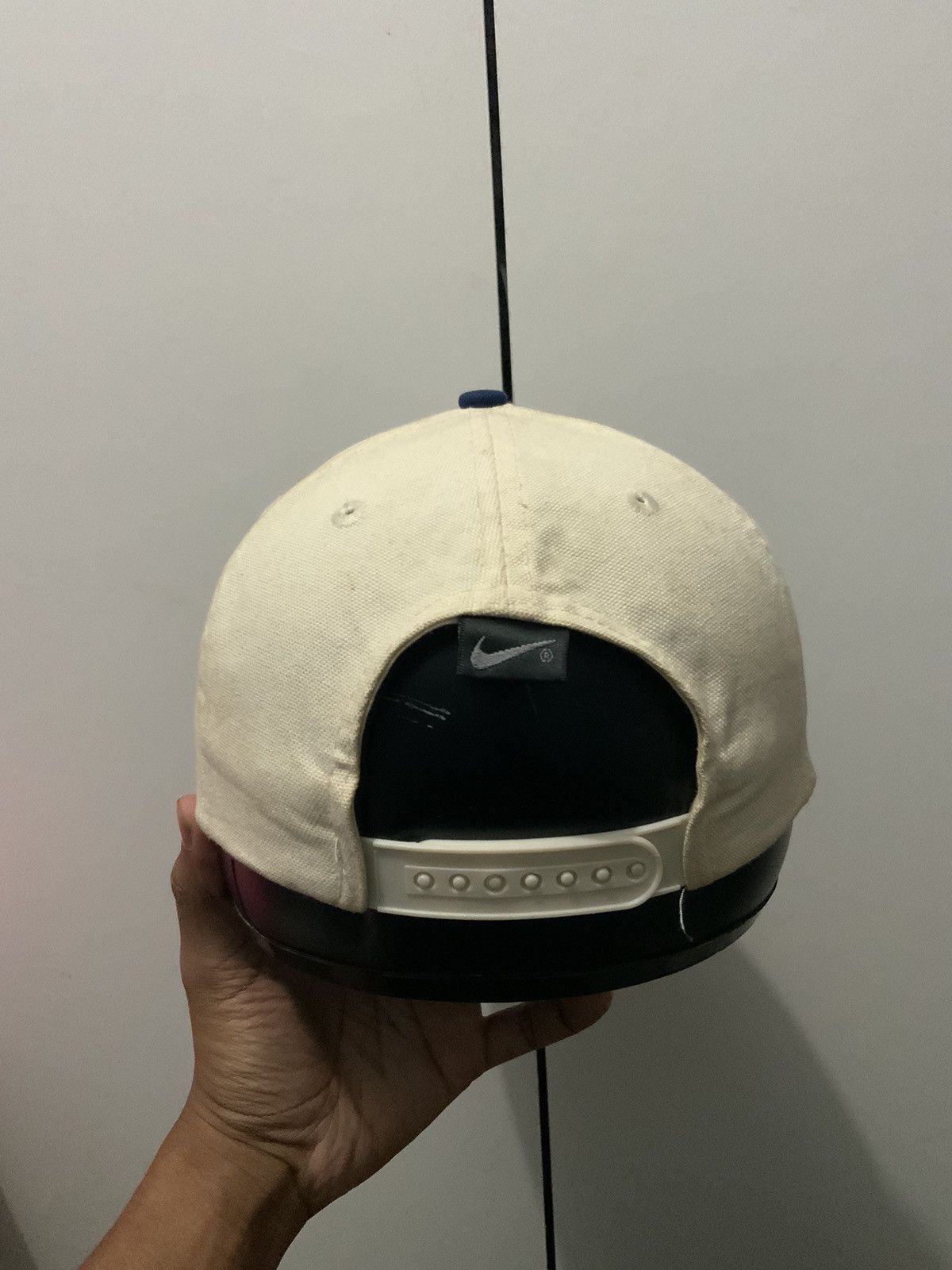 Nike Vintage Big Logo Faded Nike 90s Hat Cap Size ONE SIZE - 4 Thumbnail