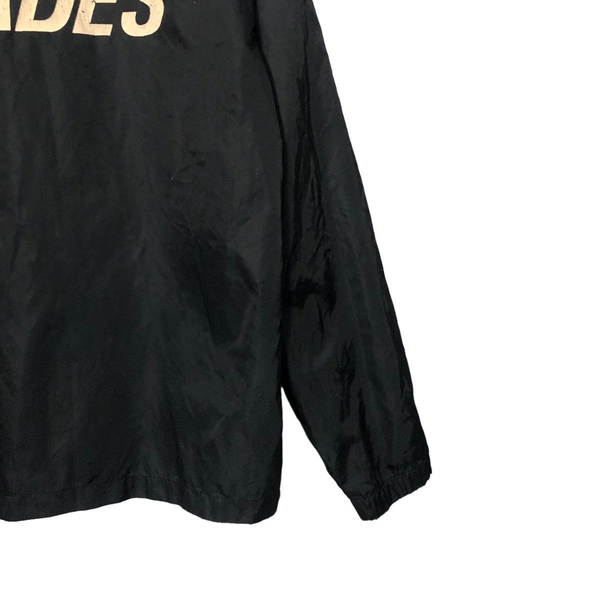 Japanese Brand Vintage Shades Prevalence Design Spell Big Logo Nylon Jacket Size US L / EU 52-54 / 3 - 7 Thumbnail