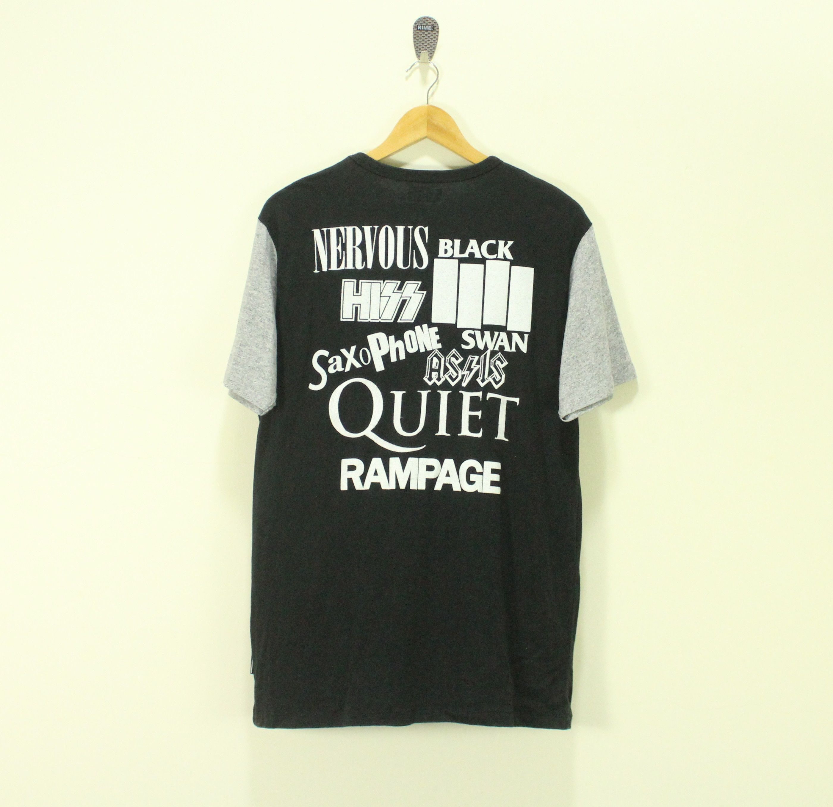 IZZUE T Shirt Printed Embroidered Motif Black Flag Nirvana
