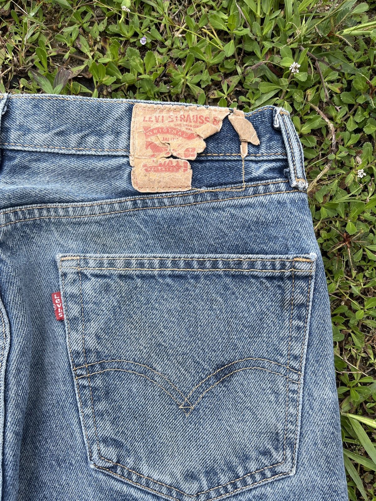 Levi's Vintage Levis 505 Stone Wash Jeans - J030 Size US 32 / EU 48 - 12 Thumbnail