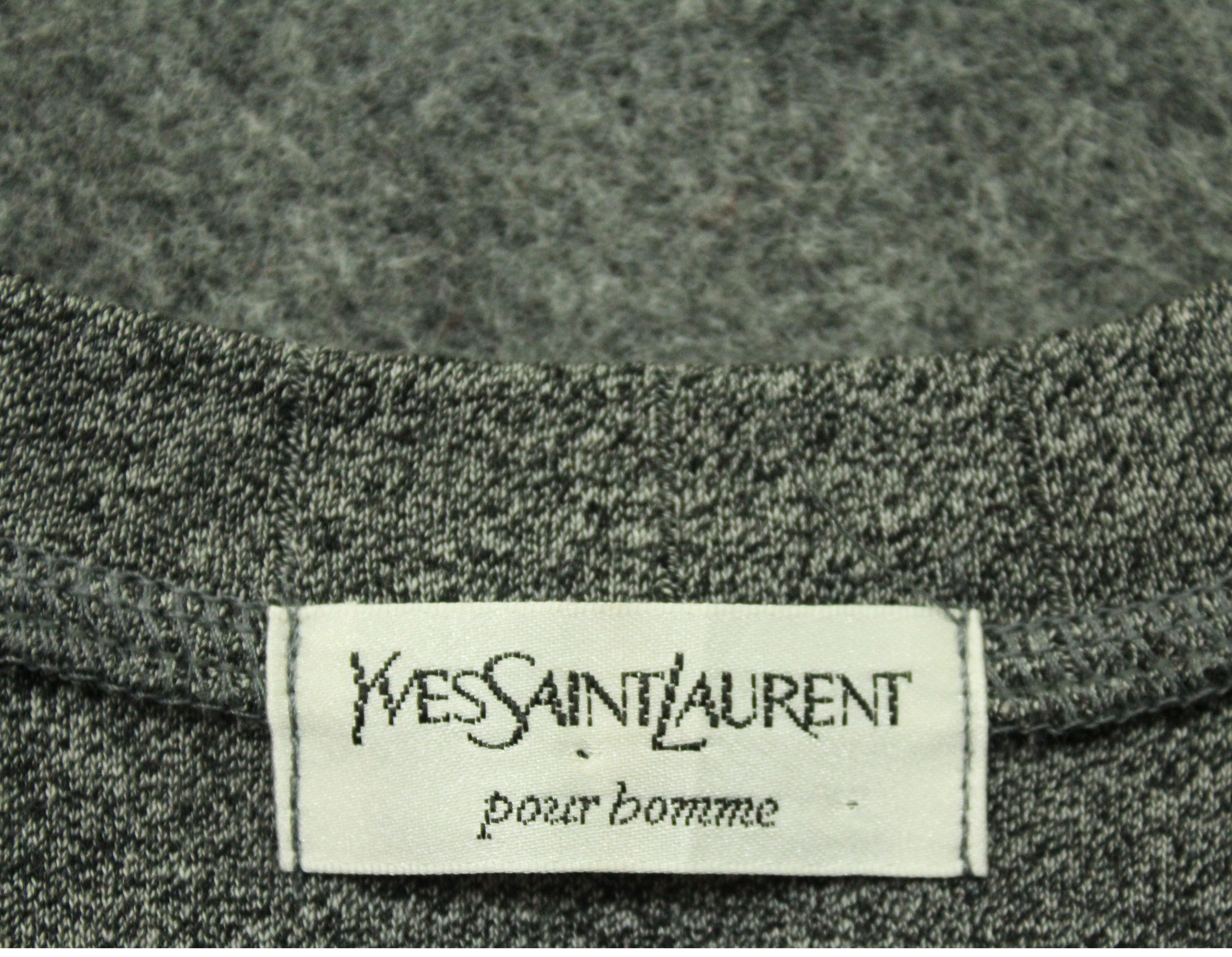 Vintage YVES SAINT LAURENT T Shirt V Neck Small Logo Vintage Size US L / EU 52-54 / 3 - 8 Thumbnail