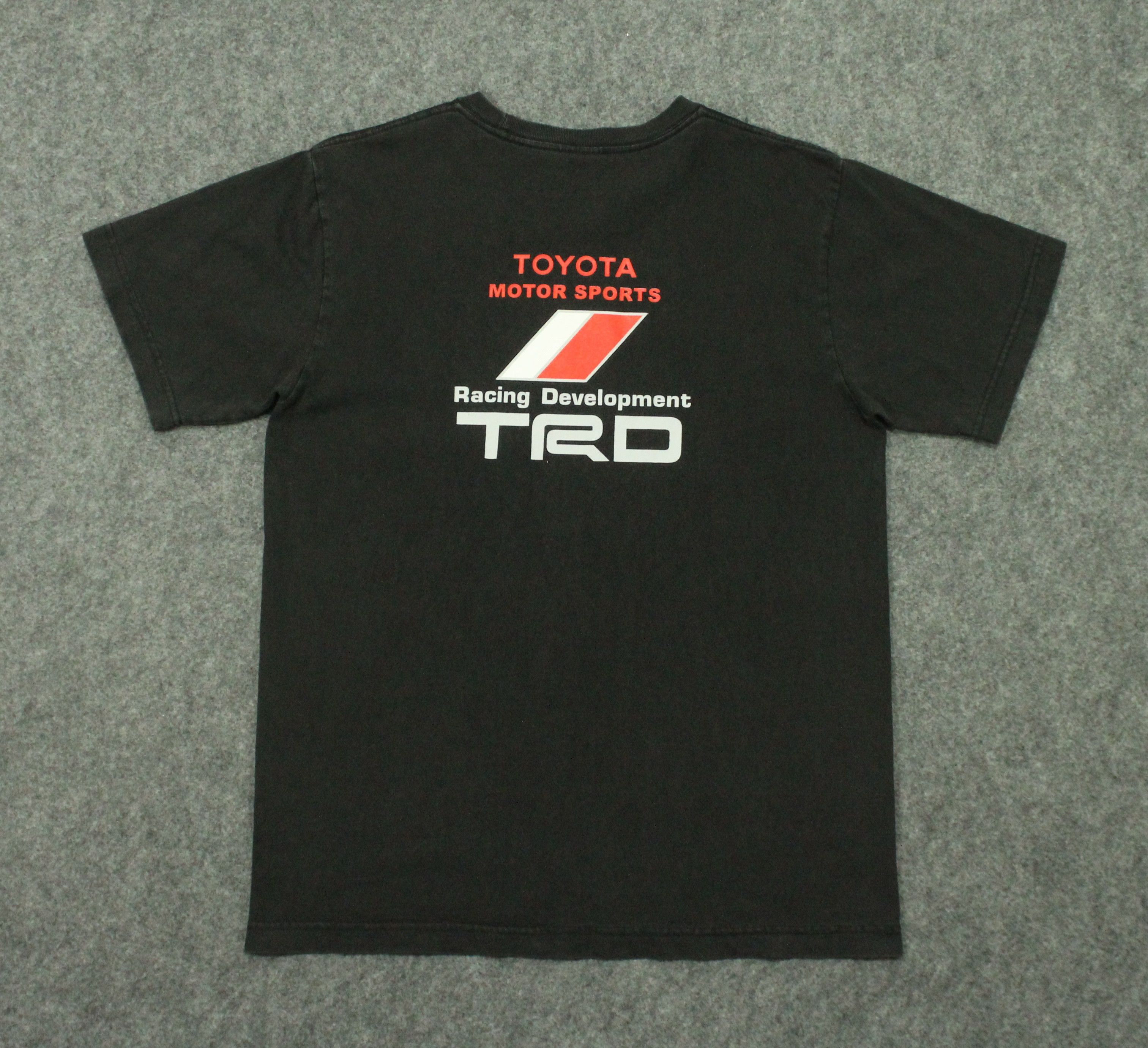 Vintage Vintage TRD T Shirt TOYOTA RACING DEVELOPMENT Size US M / EU 48-50 / 2 - 8 Thumbnail