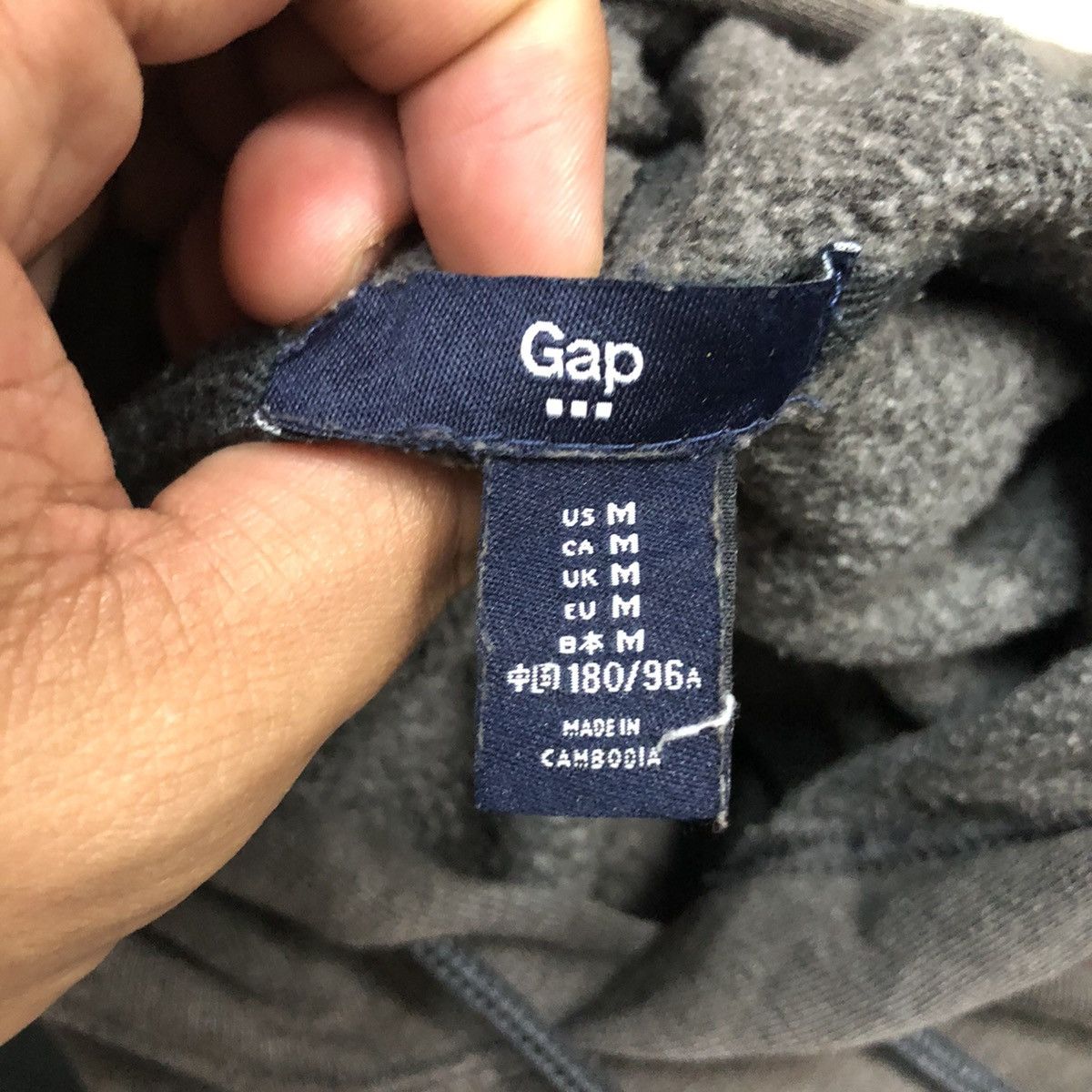 Vintage Gap Spell Out Big Logo Faded Black Hoodie Sweatshirt