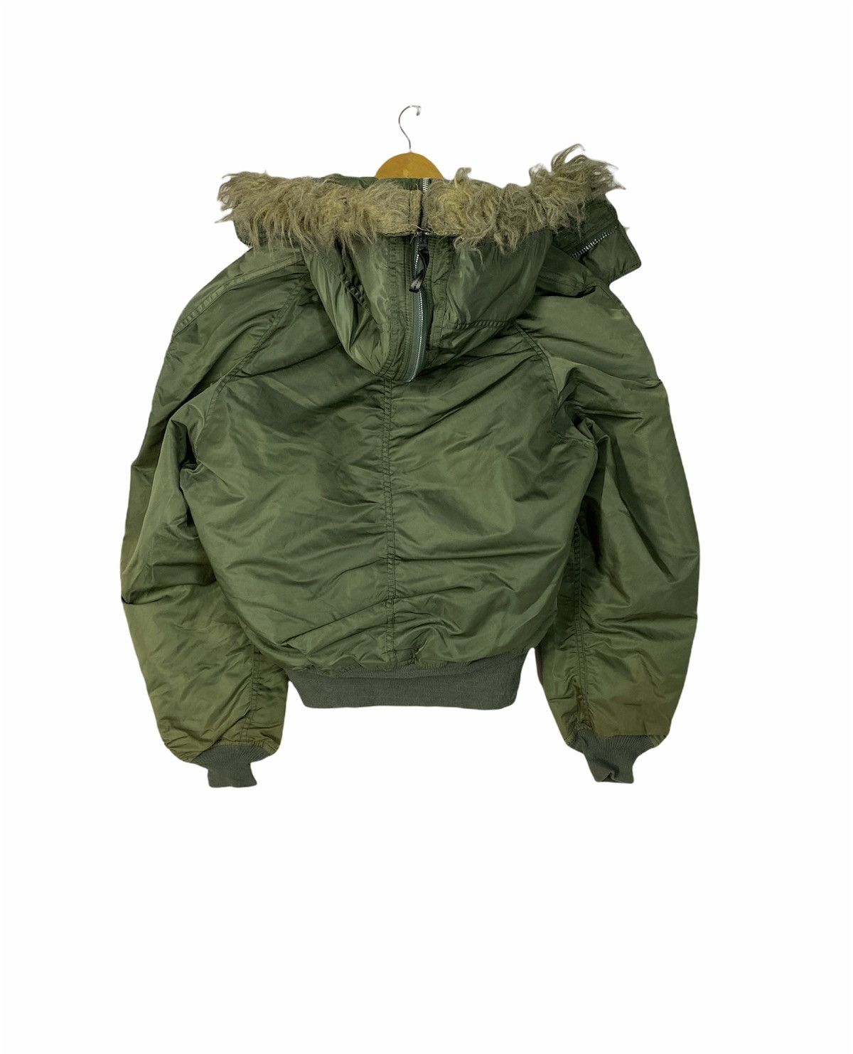 Alpha Industries Vintage Alpha Industries Bomber Jacket With Hood N-2B Design Size US L / EU 52-54 / 3 - 2 Thumbnail