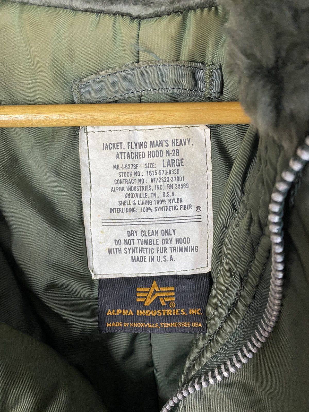 Alpha Industries Vintage Alpha Industries Bomber Jacket With Hood N-2B Design Size US L / EU 52-54 / 3 - 3 Thumbnail
