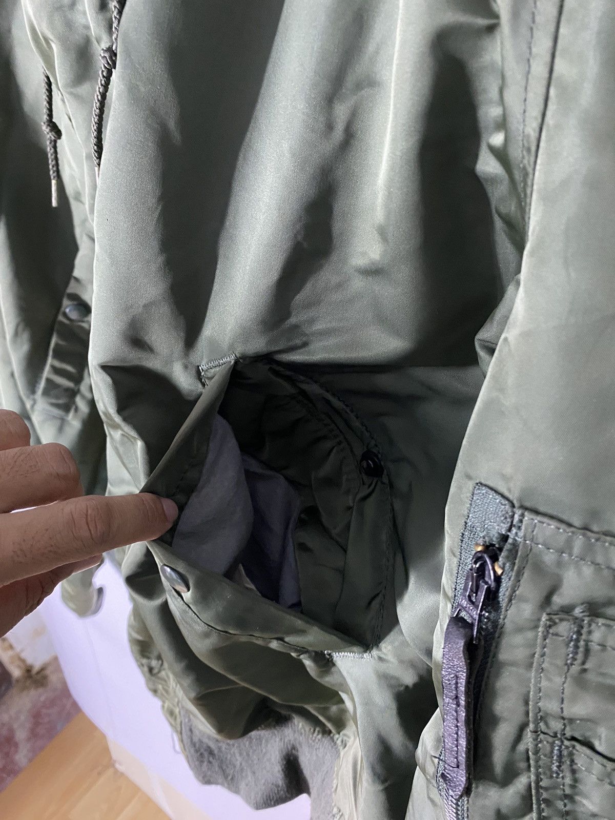 Alpha Industries Vintage Alpha Industries Bomber Jacket With Hood N-2B Design Size US L / EU 52-54 / 3 - 6 Thumbnail