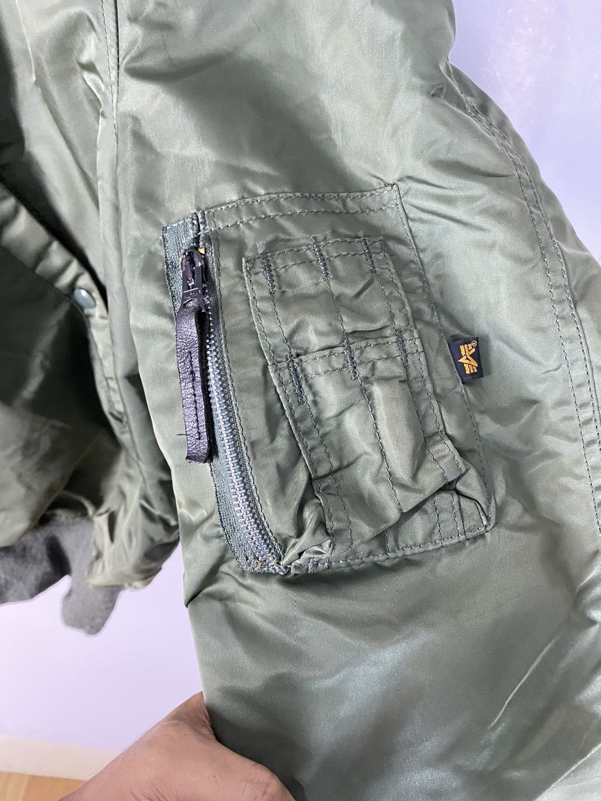 Alpha Industries Vintage Alpha Industries Bomber Jacket With Hood N-2B Design Size US L / EU 52-54 / 3 - 5 Thumbnail