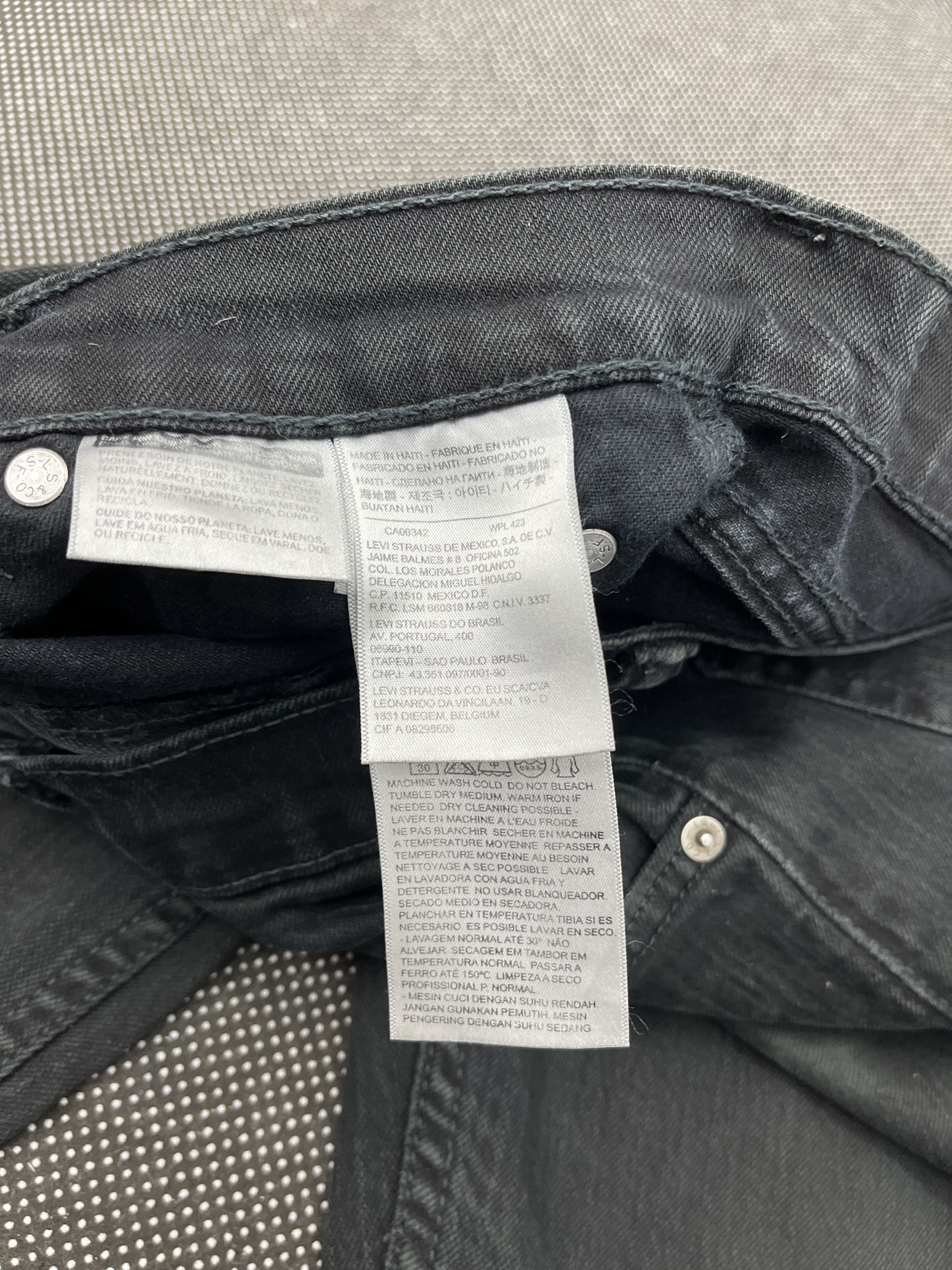 Levi's × Vintage Vintage Levis 511 Skinny Distressed Jeans - J059 Size US 29 - 8 Thumbnail