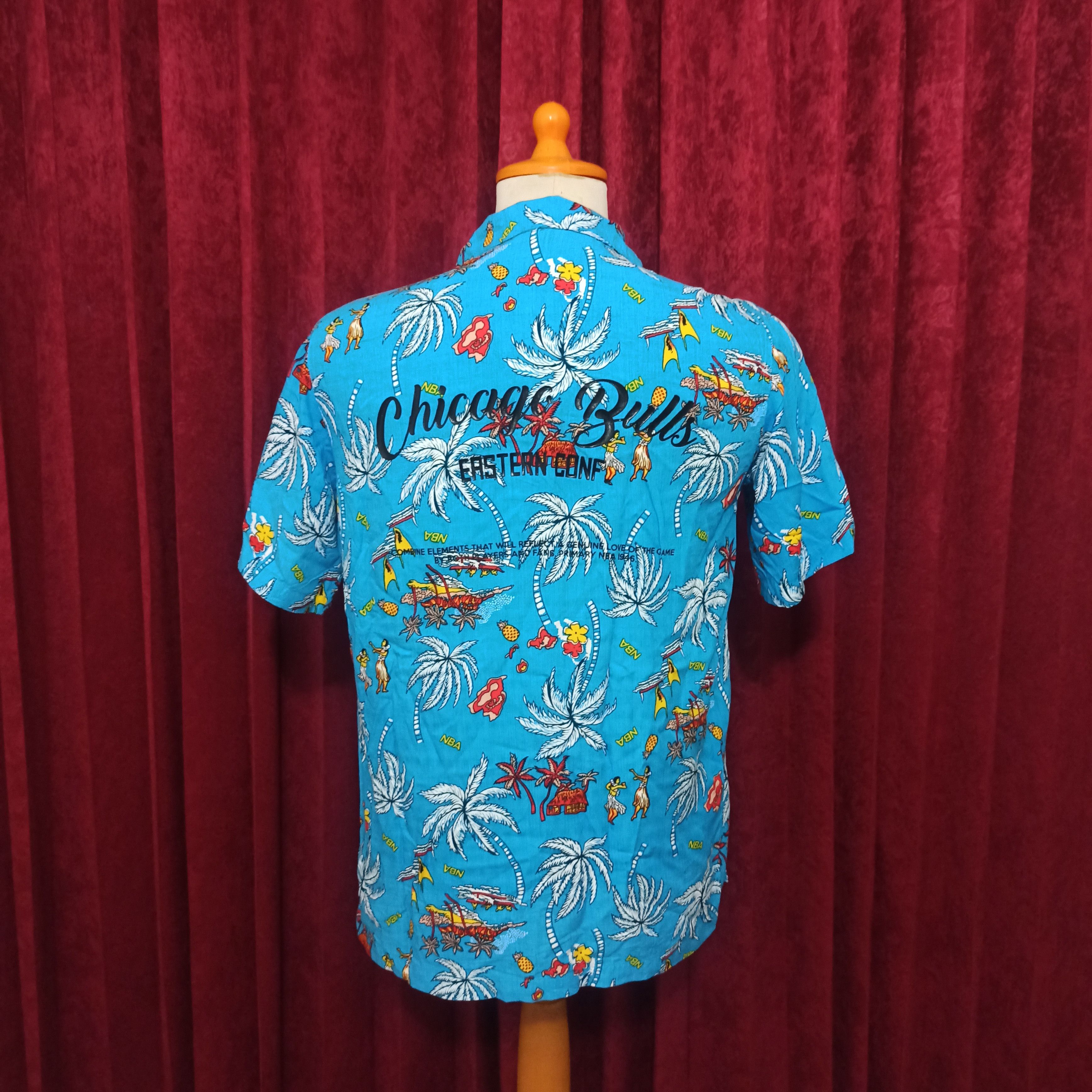 NBA Chicago Bulls NBA Basketball Rayon Hawaiian Aloha Shirt Size US S / EU 44-46 / 1 - 2 Thumbnail