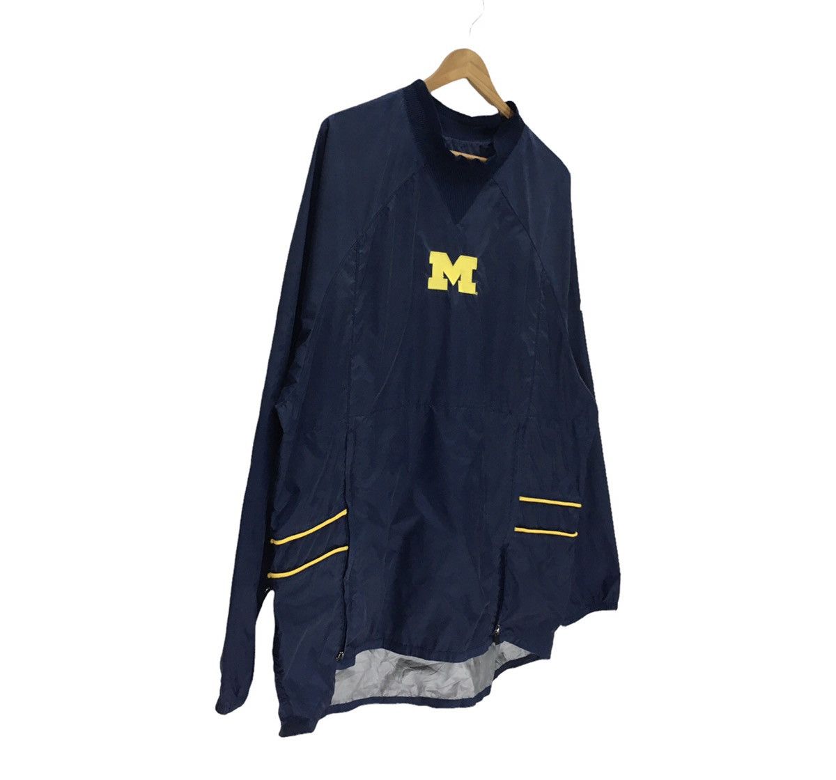 Nike × Sports Specialties × Vintage Vintage Nike Team The University Of Michigan Windbreaker Size US M / EU 48-50 / 2 - 5 Thumbnail