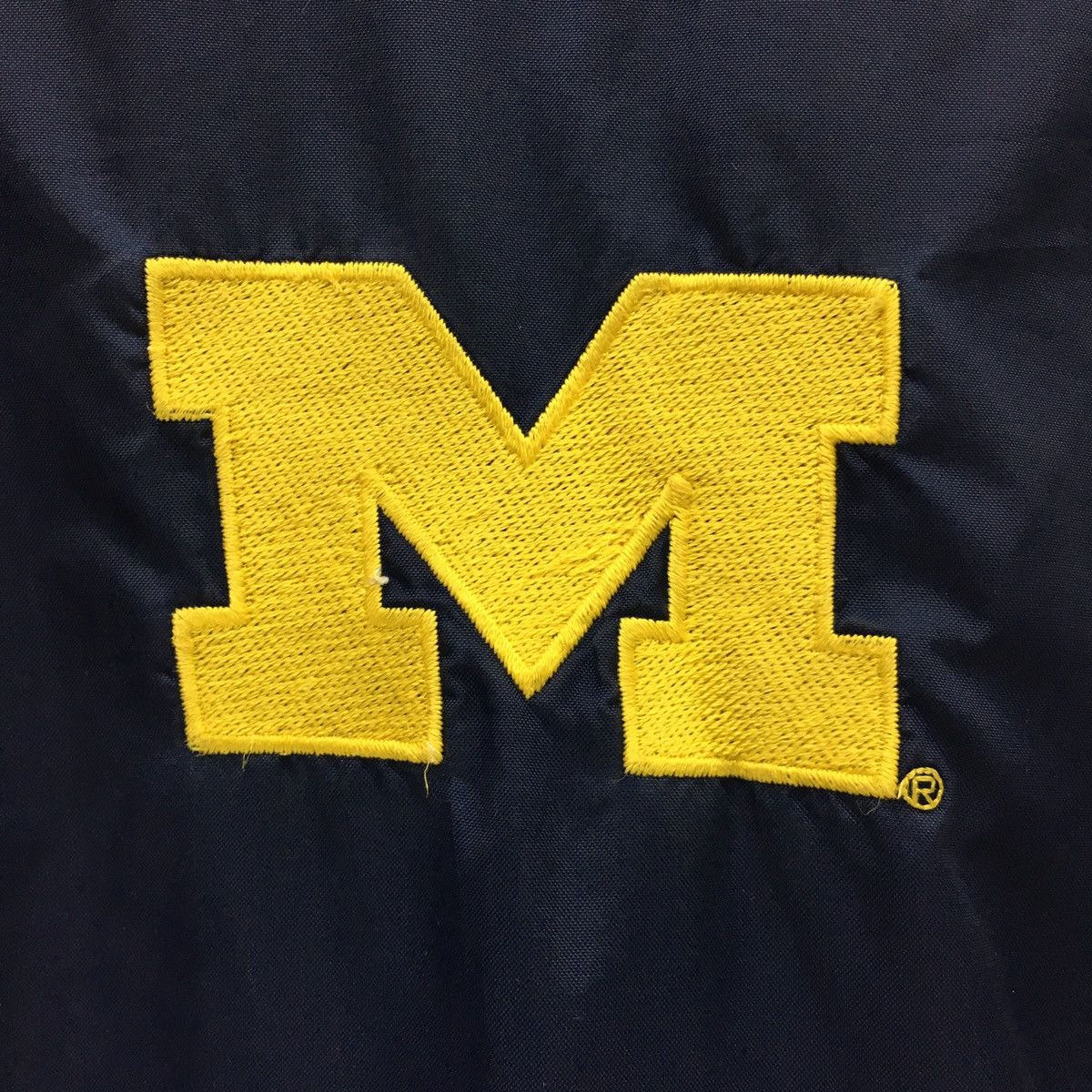 Nike × Sports Specialties × Vintage Vintage Nike Team The University Of Michigan Windbreaker Size US M / EU 48-50 / 2 - 4 Thumbnail
