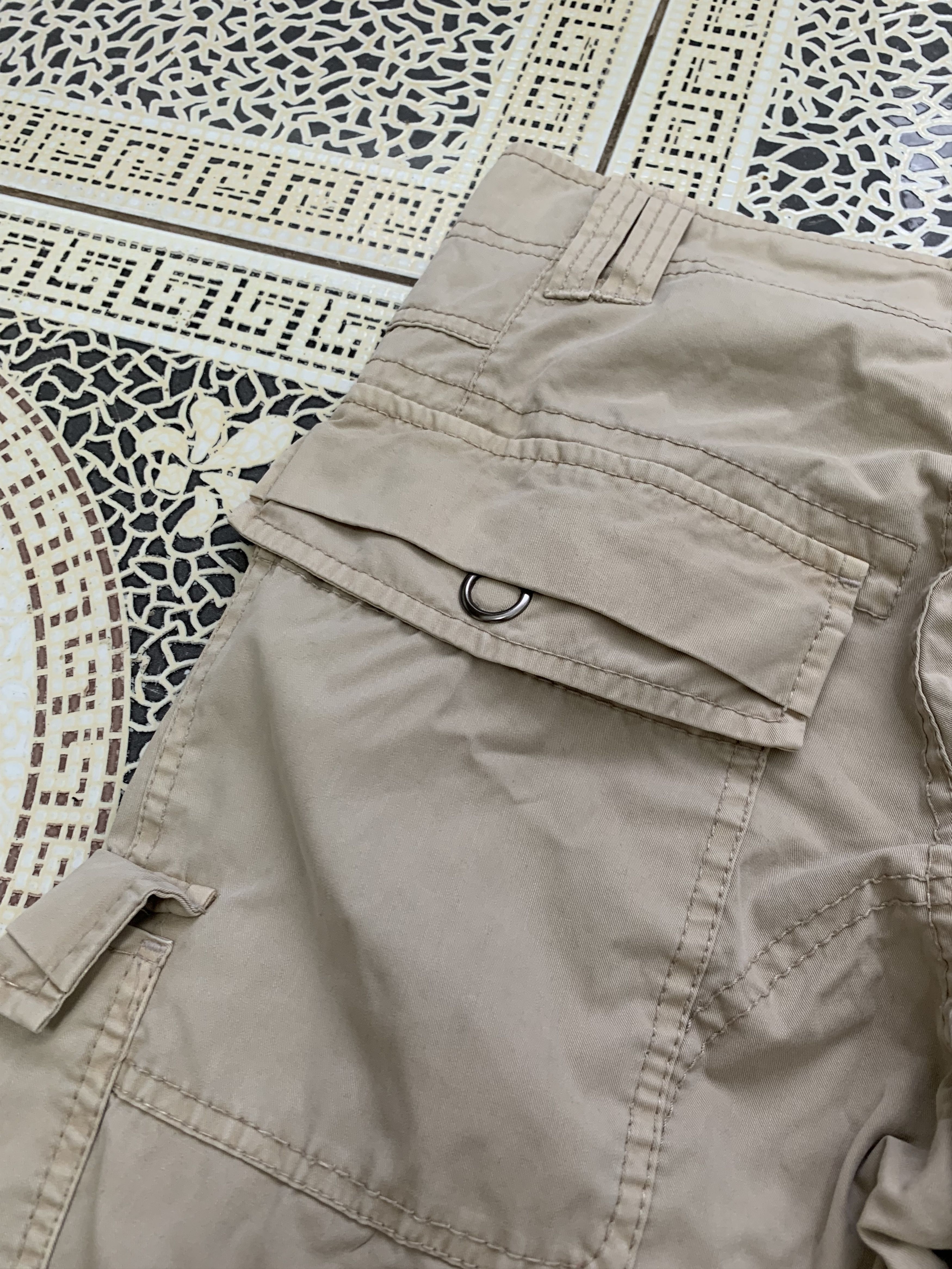 Grailed Moschino Multi Pocket pants Size US 30 / EU 46 - 12 Thumbnail
