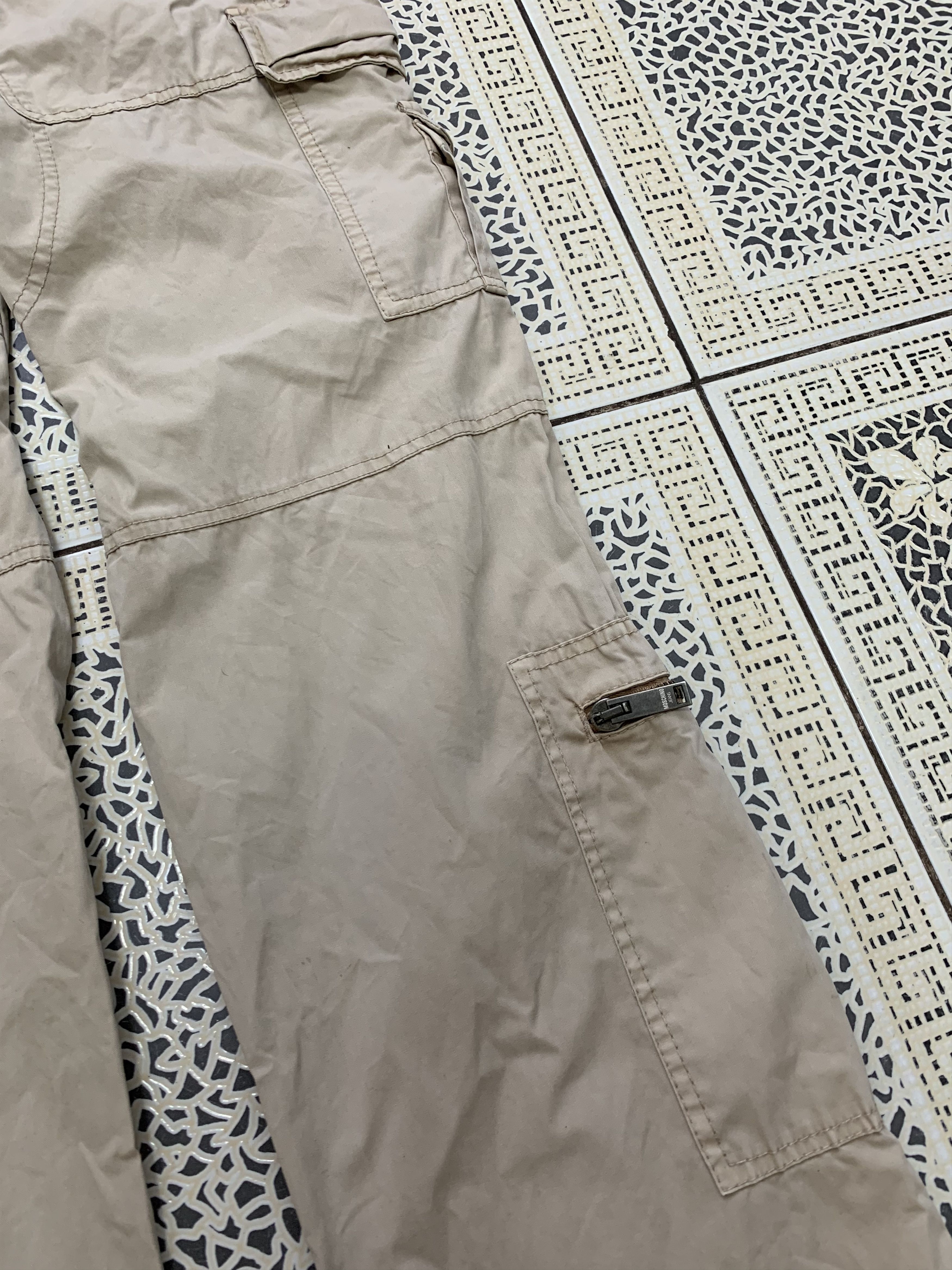 Grailed Moschino Multi Pocket pants Size US 30 / EU 46 - 13 Thumbnail