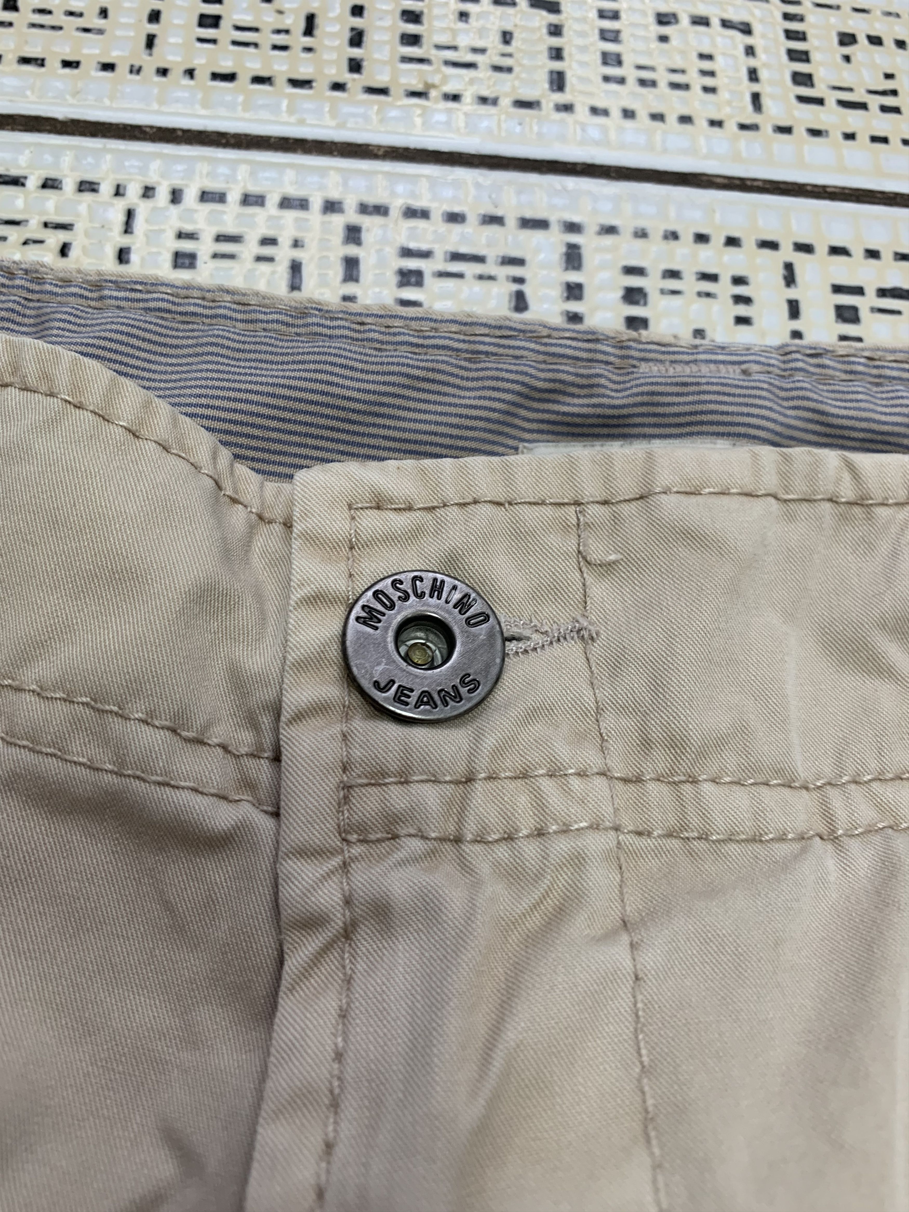 Grailed Moschino Multi Pocket pants Size US 30 / EU 46 - 6 Thumbnail