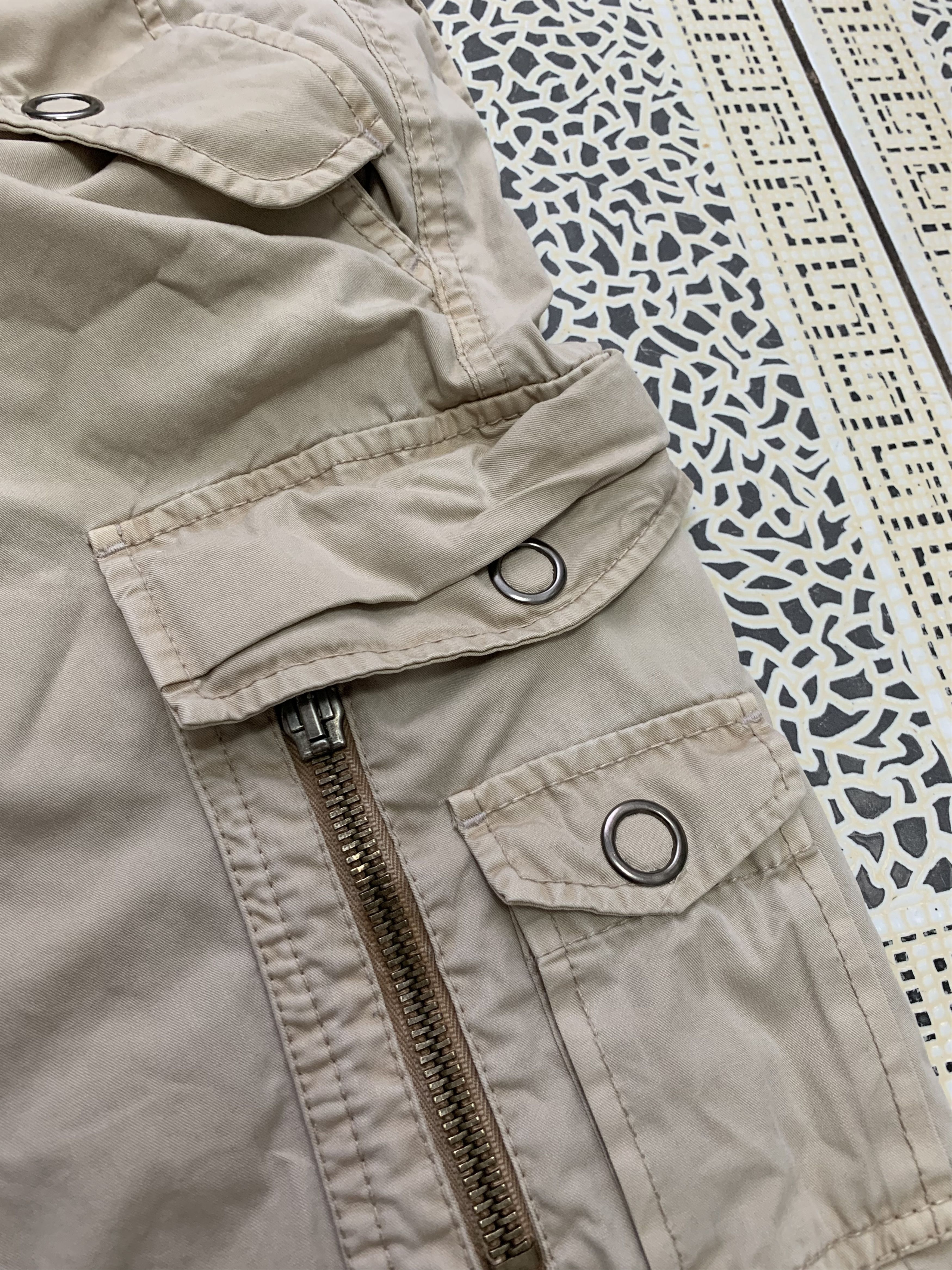 Grailed Moschino Multi Pocket pants Size US 30 / EU 46 - 10 Thumbnail