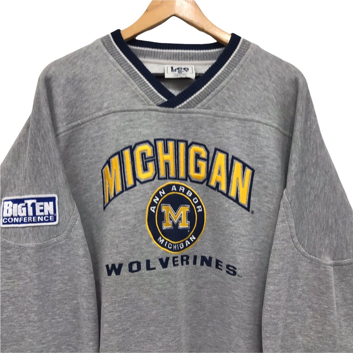 Other Vintage Michigan Ann Arbor Wolverines University Sweatshirt Size US XL / EU 56 / 4 - 2 Thumbnail