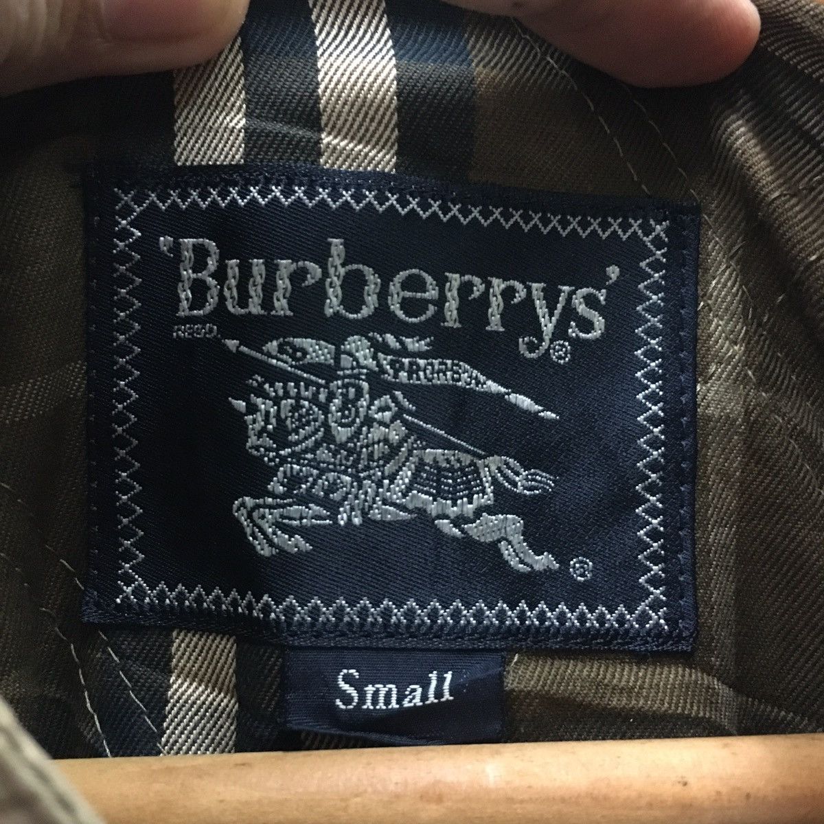 Burberry Vintage Burberrys Nova Check Bomber Jacket Size US S / EU 44-46 / 1 - 10 Thumbnail
