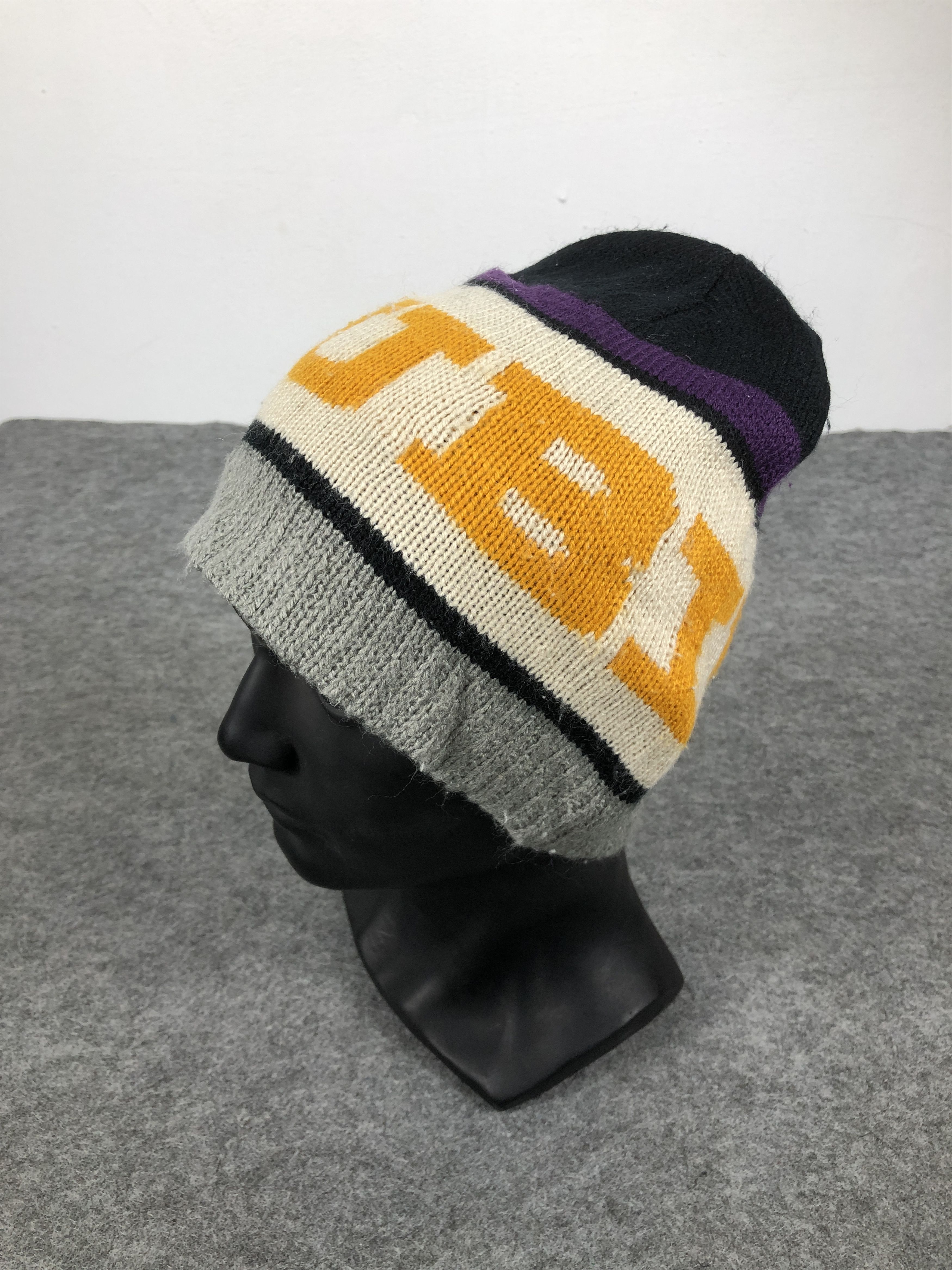 Japanese Brand × Vintage Vintage Japanese Brand Jubilee Beanie / Snow Hat / Snow Cap Size ONE SIZE - 1 Thumbnail