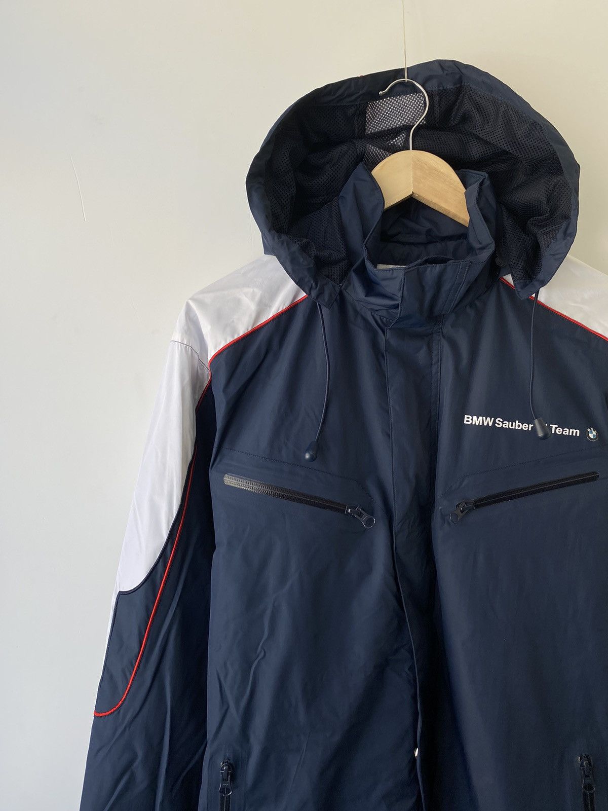 Bmw × Formula 1 × Racing Vintage BMW Sauber F1 Team Retro rare Y2K ...