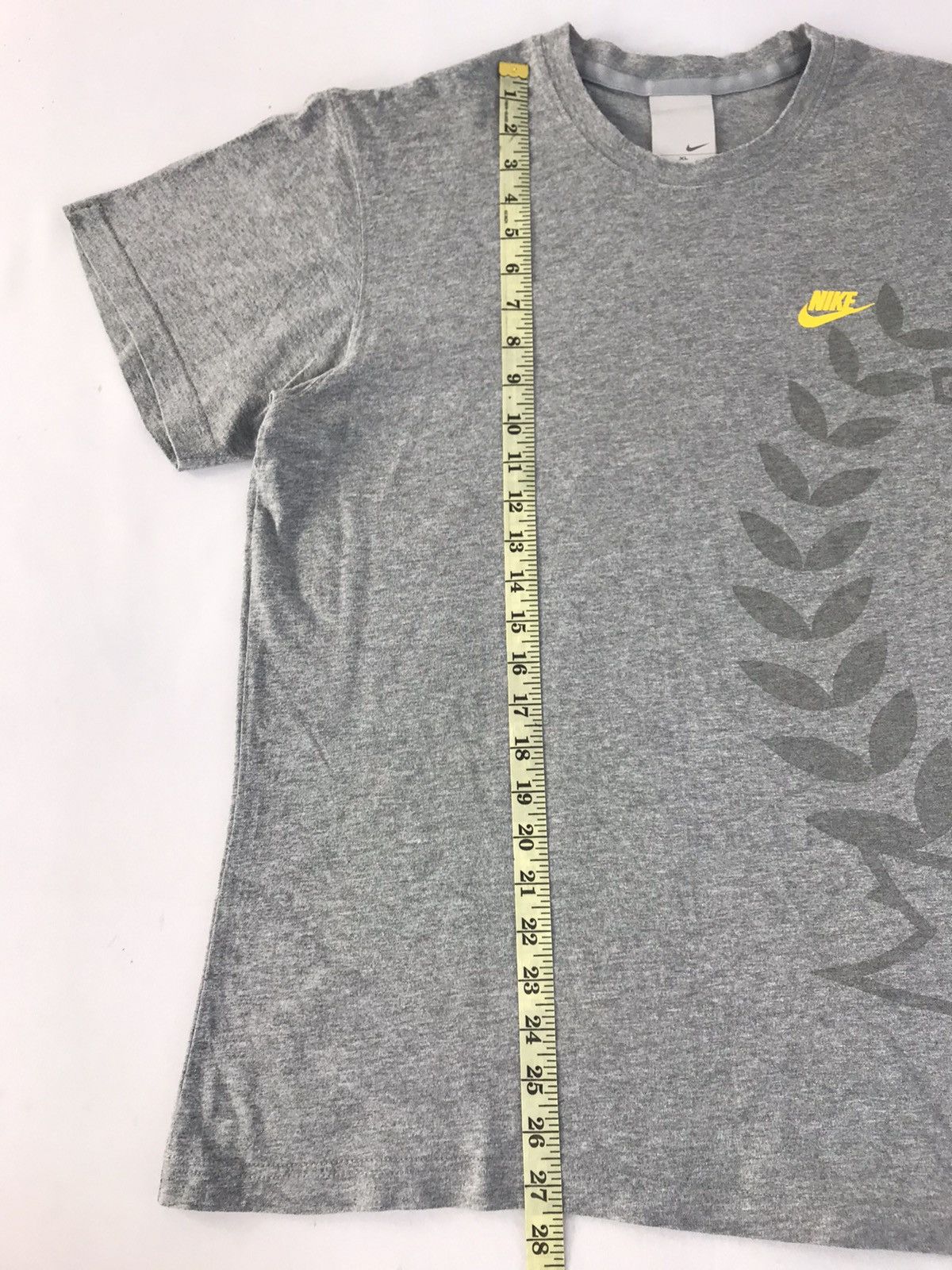 Nike Nike Swoosh Logo Spell Out Nice Design Printed Tee Size US L / EU 52-54 / 3 - 9 Thumbnail