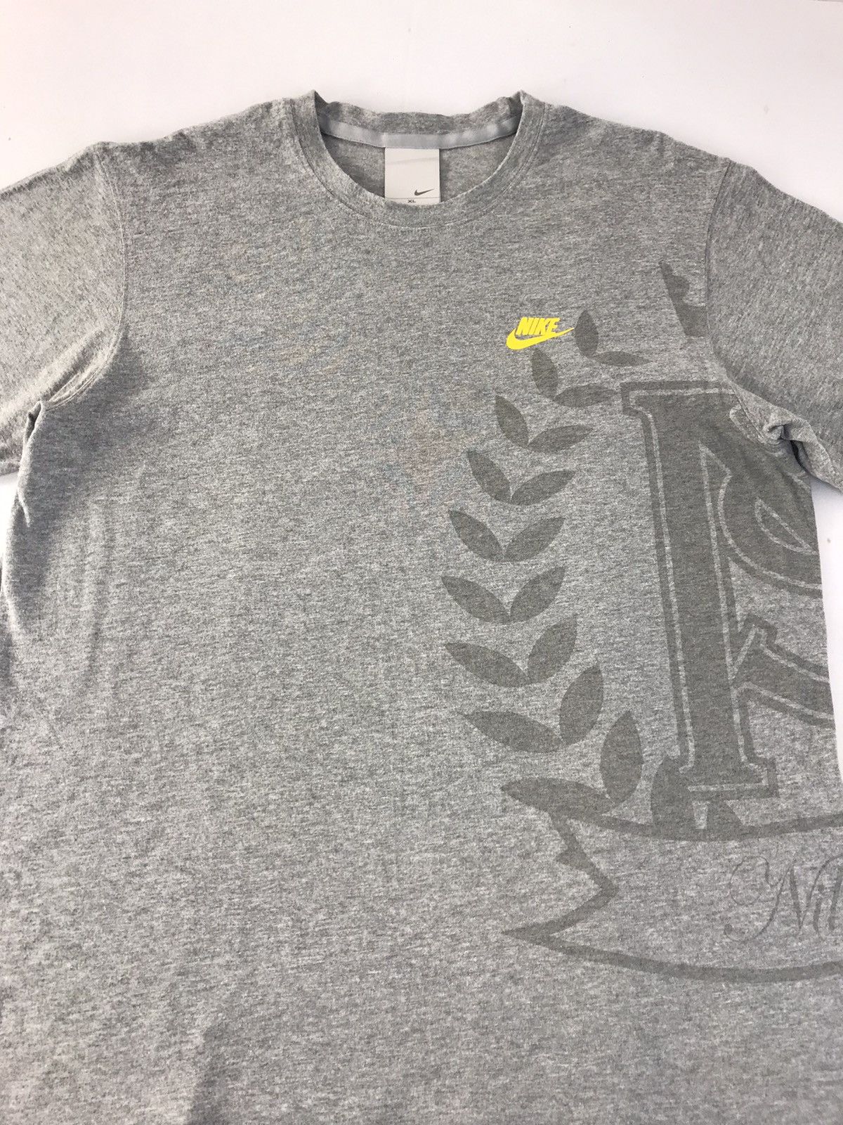 Nike Nike Swoosh Logo Spell Out Nice Design Printed Tee Size US L / EU 52-54 / 3 - 3 Thumbnail