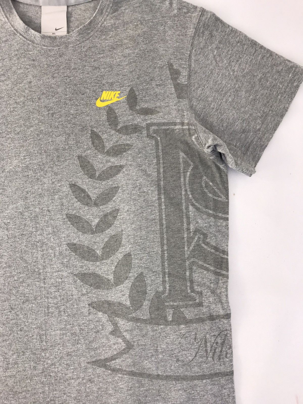 Nike Nike Swoosh Logo Spell Out Nice Design Printed Tee Size US L / EU 52-54 / 3 - 4 Thumbnail