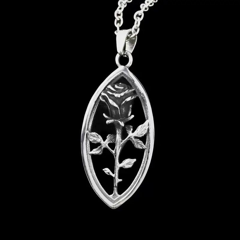 Jewelry Retro Rose Pendant Necklace Size ONE SIZE - 1 Thumbnail