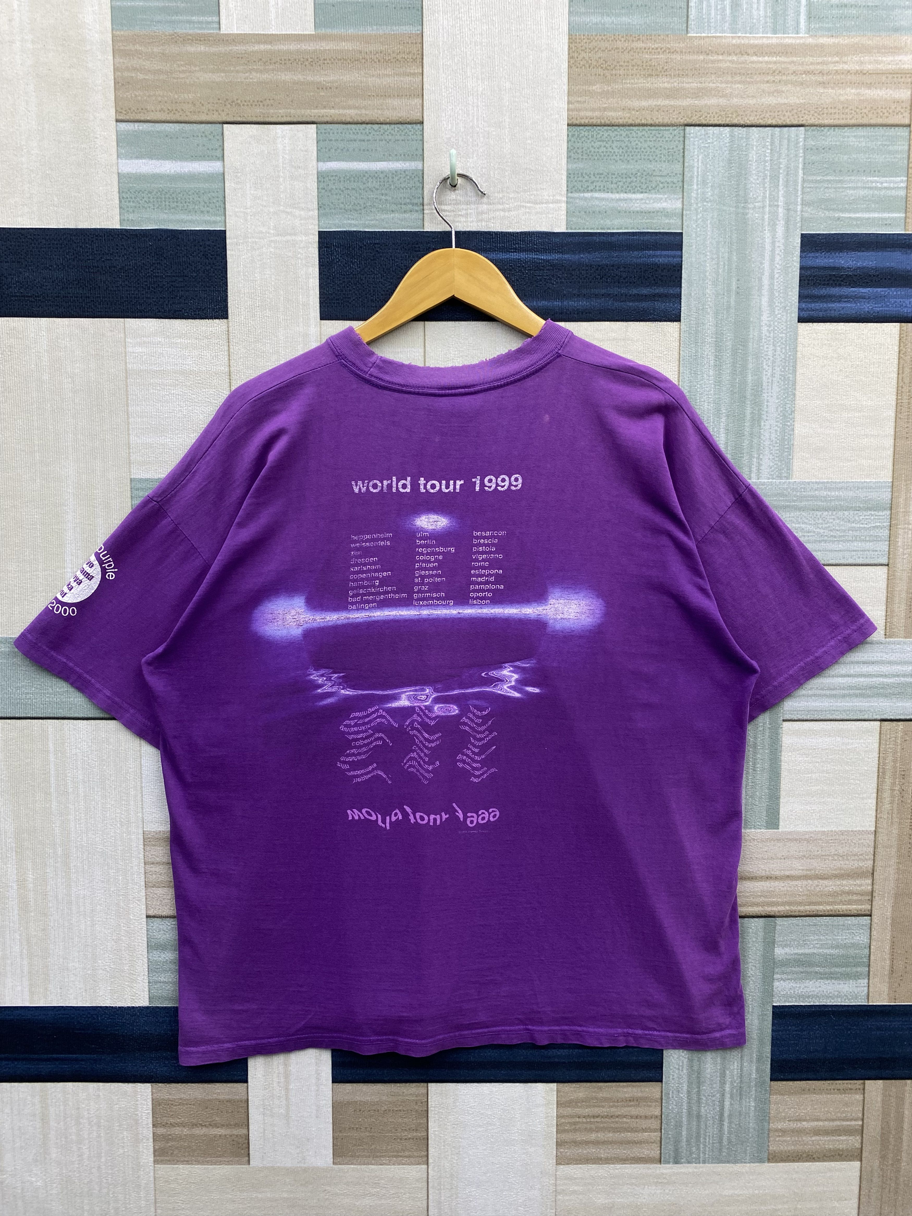 Band Tees Rare Vintage Deep Purple World Tour 1999 T-Shirt Size US XL / EU 56 / 4 - 2 Thumbnail