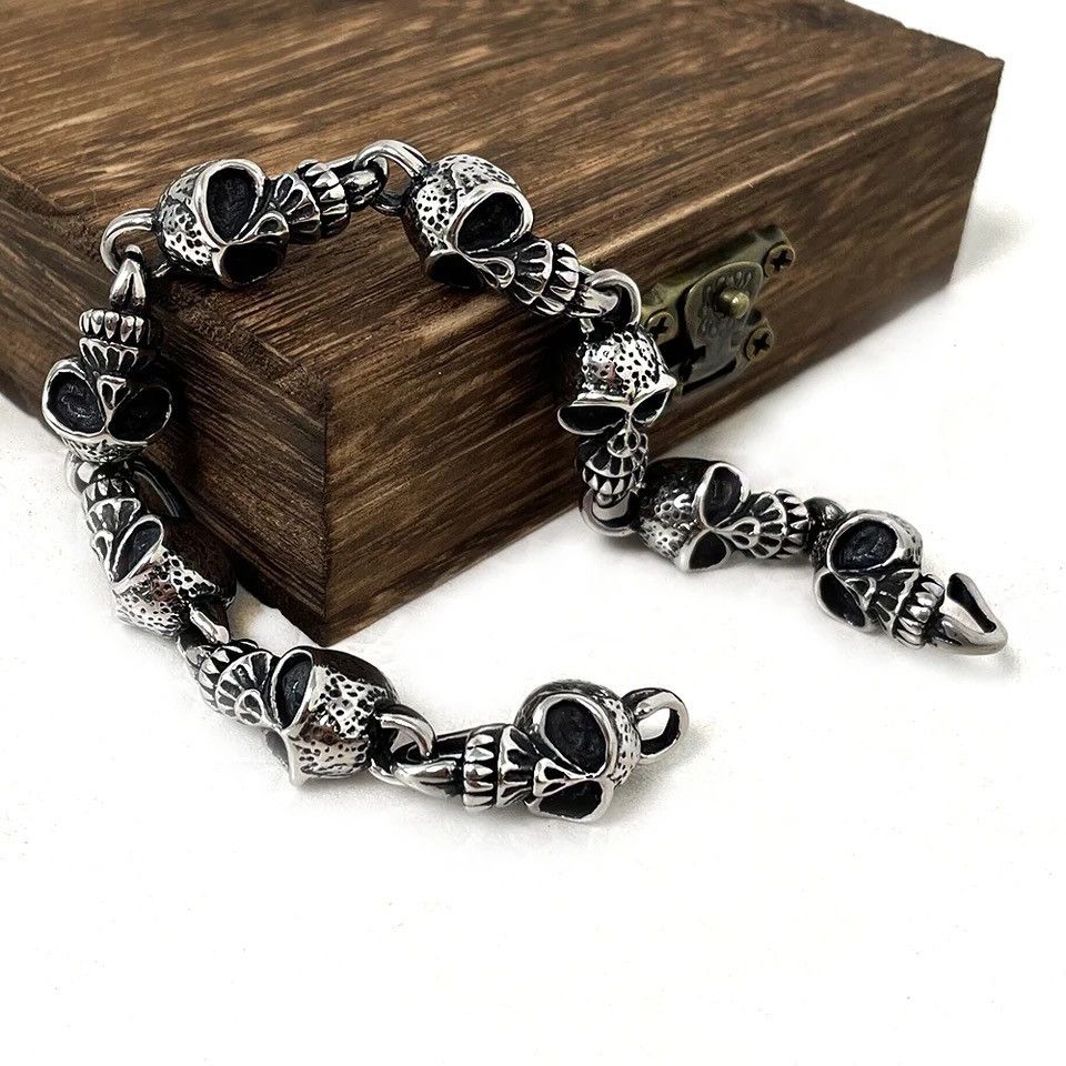 Jewelry Chain Skeleton Skulls Bracelets Bracelet Size ONE SIZE - 1 Thumbnail