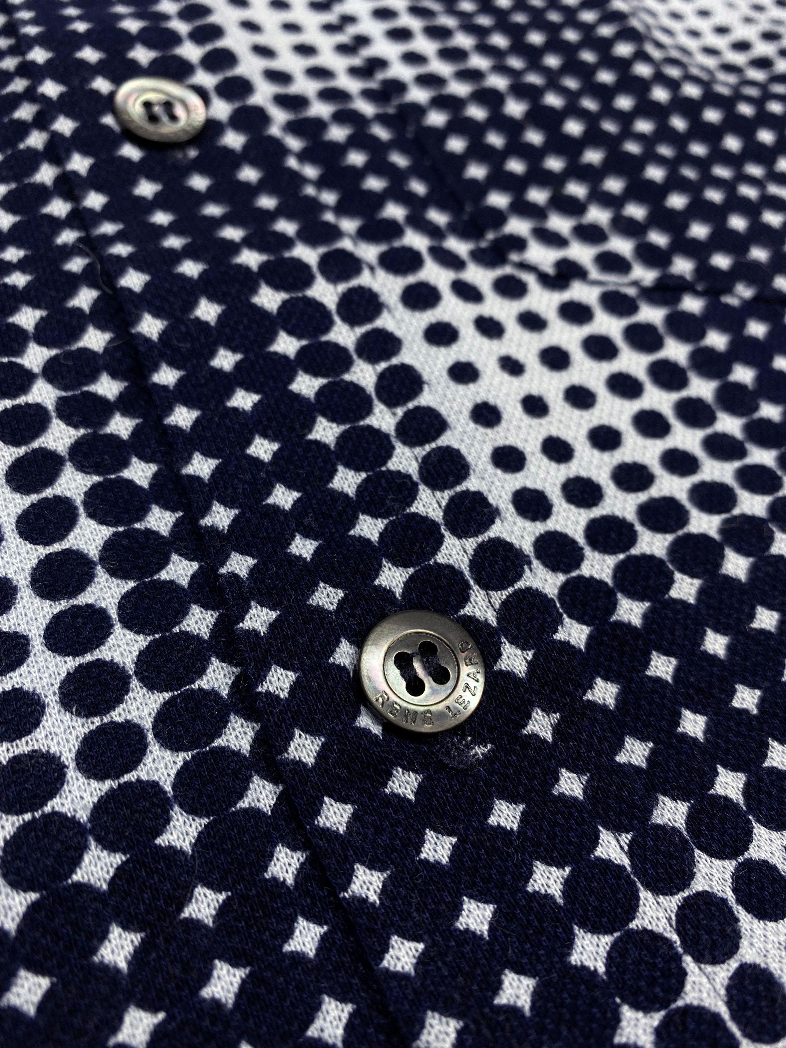 Vintage RENE LEZARD VINTAGE ABSTRACT PRINTED BUTON UP SLIM SHIRT Size US L / EU 52-54 / 3 - 3 Thumbnail