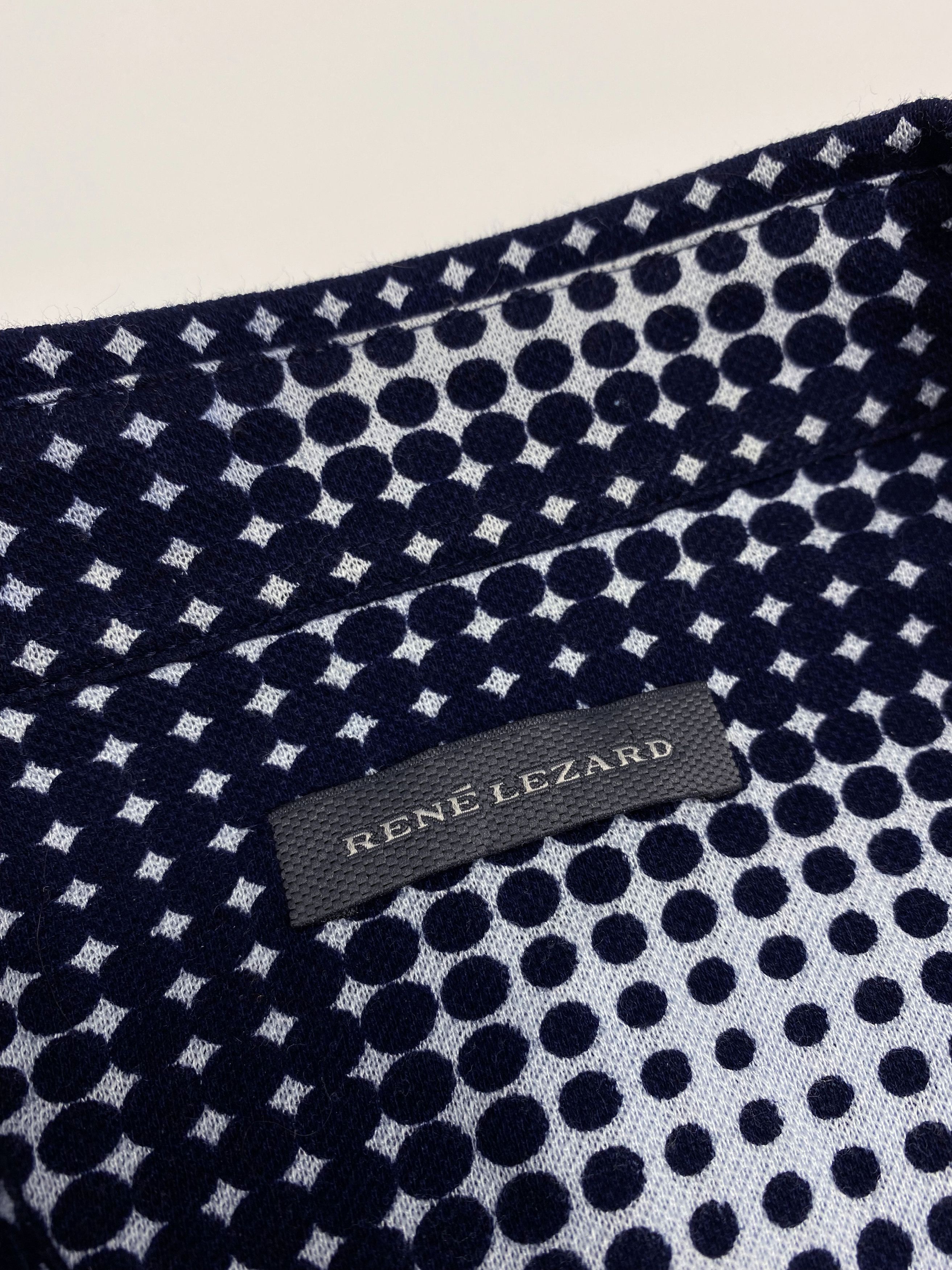 Vintage RENE LEZARD VINTAGE ABSTRACT PRINTED BUTON UP SLIM SHIRT Size US L / EU 52-54 / 3 - 4 Thumbnail