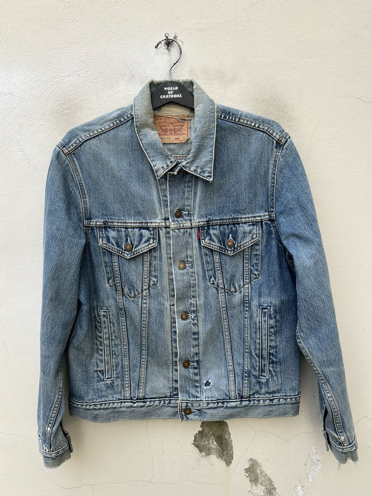 Levi's Trashed! VTG 1997 Levi’s Fade Distress Denim Trucker Jacket Size US L / EU 52-54 / 3 - 9 Thumbnail