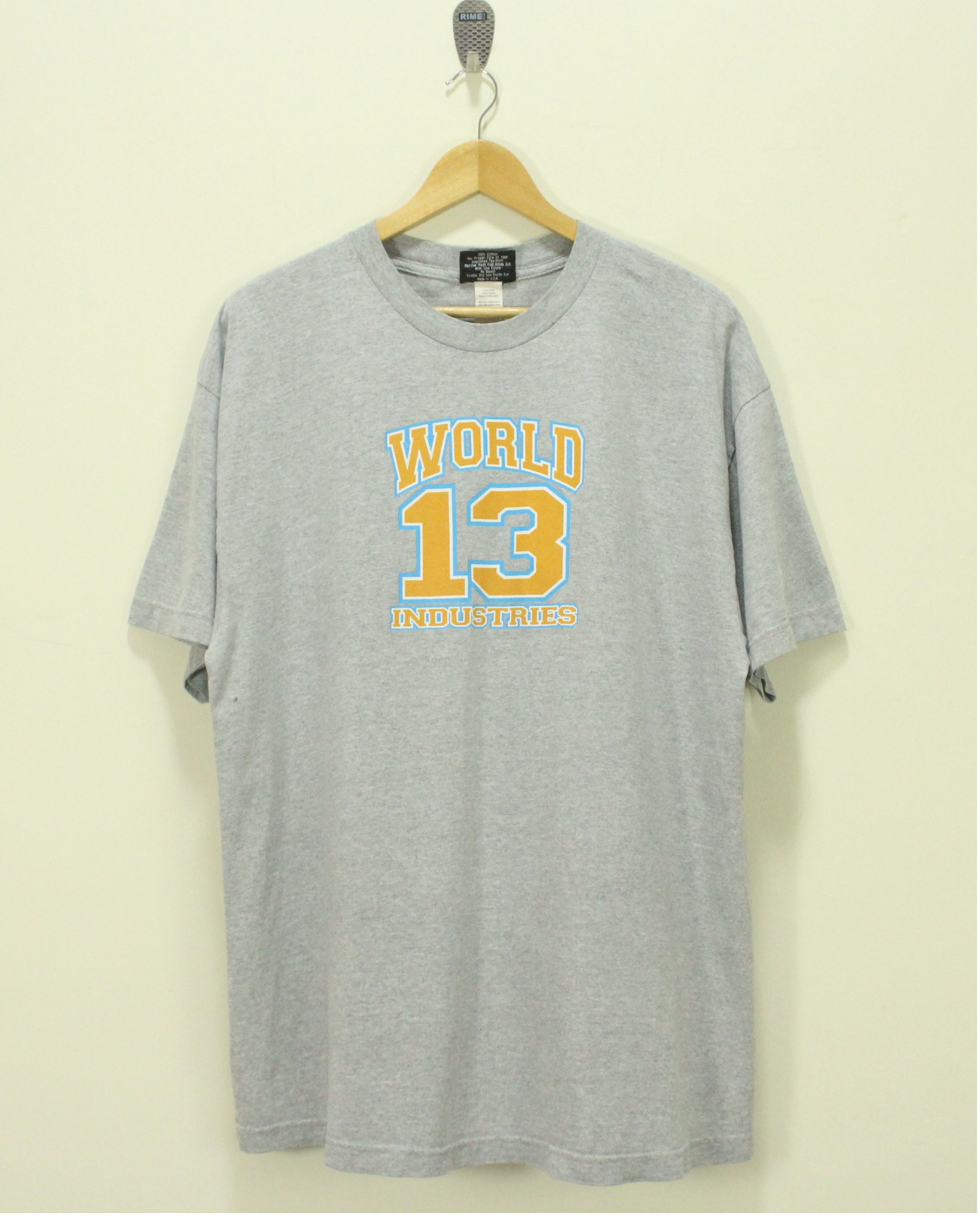 Vintage Vintage WORLD INDUSTRIES T Shirt Skateboards Shirt USA Size US XL / EU 56 / 4 - 1 Thumbnail
