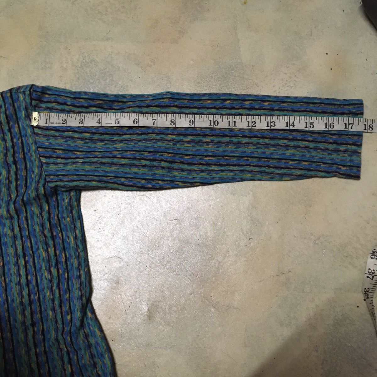 Japanese Brand Givy Art Style Long sleeve t shirt knitwear Size US S / EU 44-46 / 1 - 4 Thumbnail