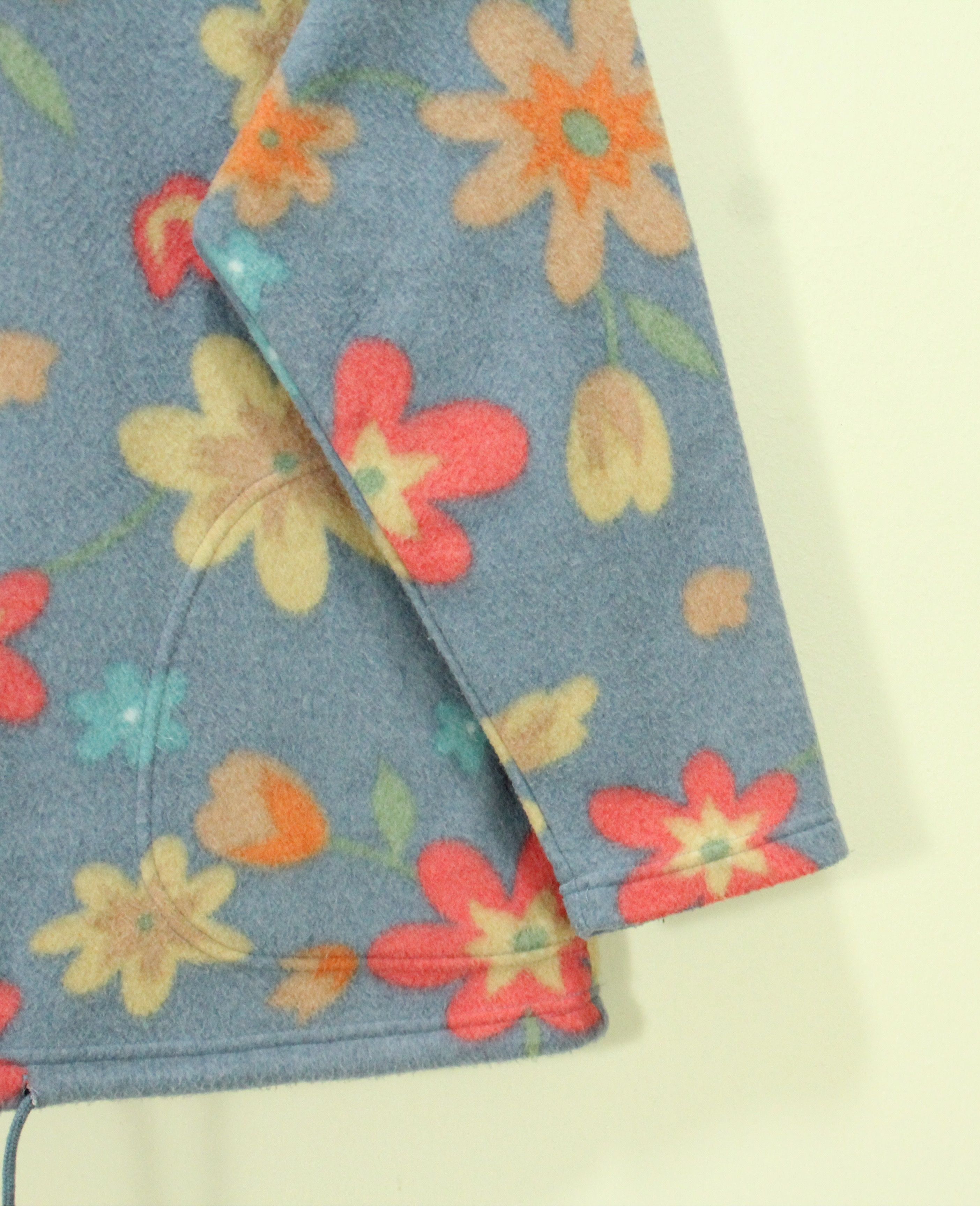 Japanese Brand Vintage C.P Fleece Sports Flowers Floral Fleece Pullover Size US M / EU 48-50 / 2 - 3 Thumbnail