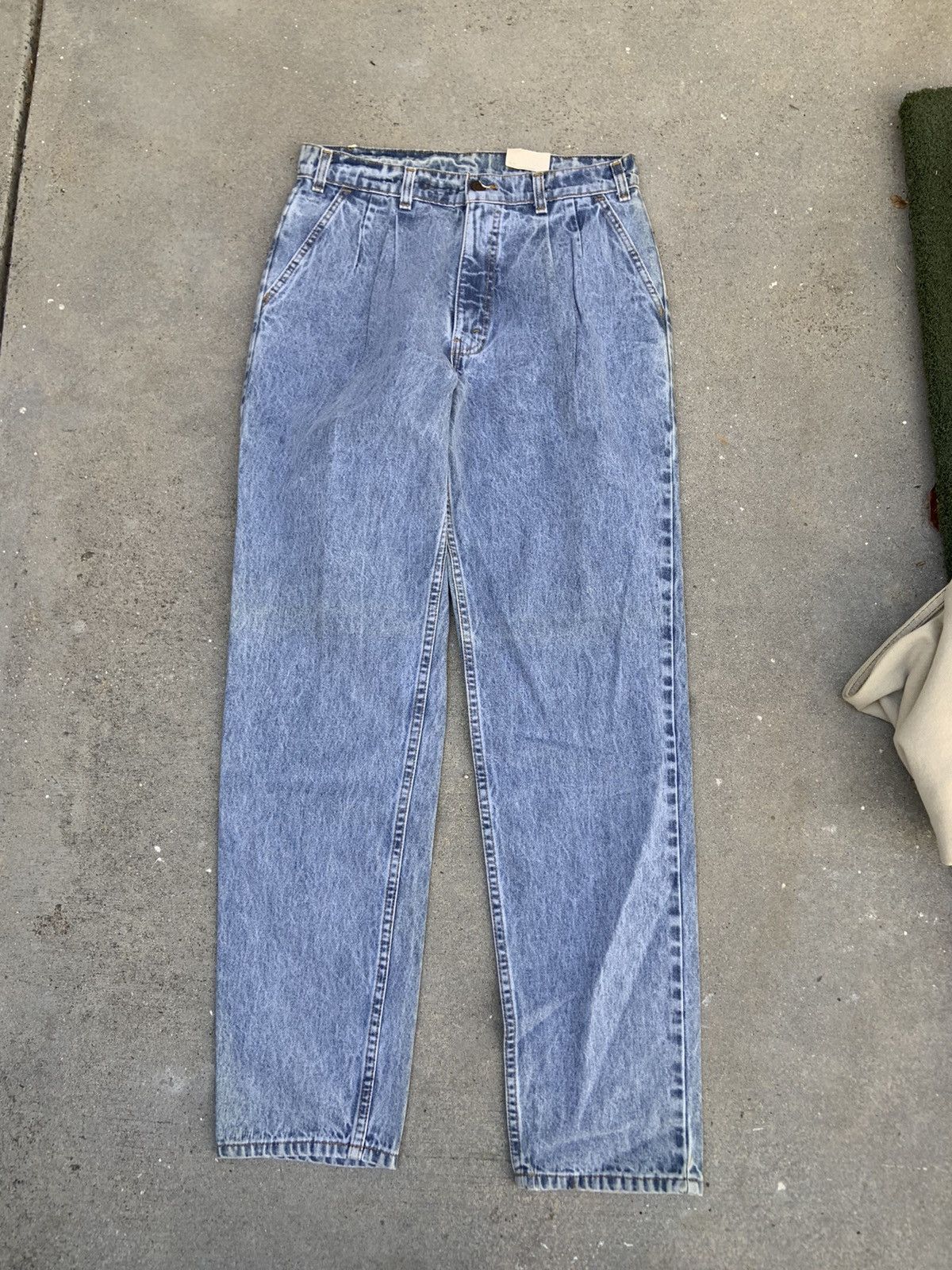Levi's Vintage relaxed fit levis denim jeans orange tab Size US 31 - 1 Thumbnail