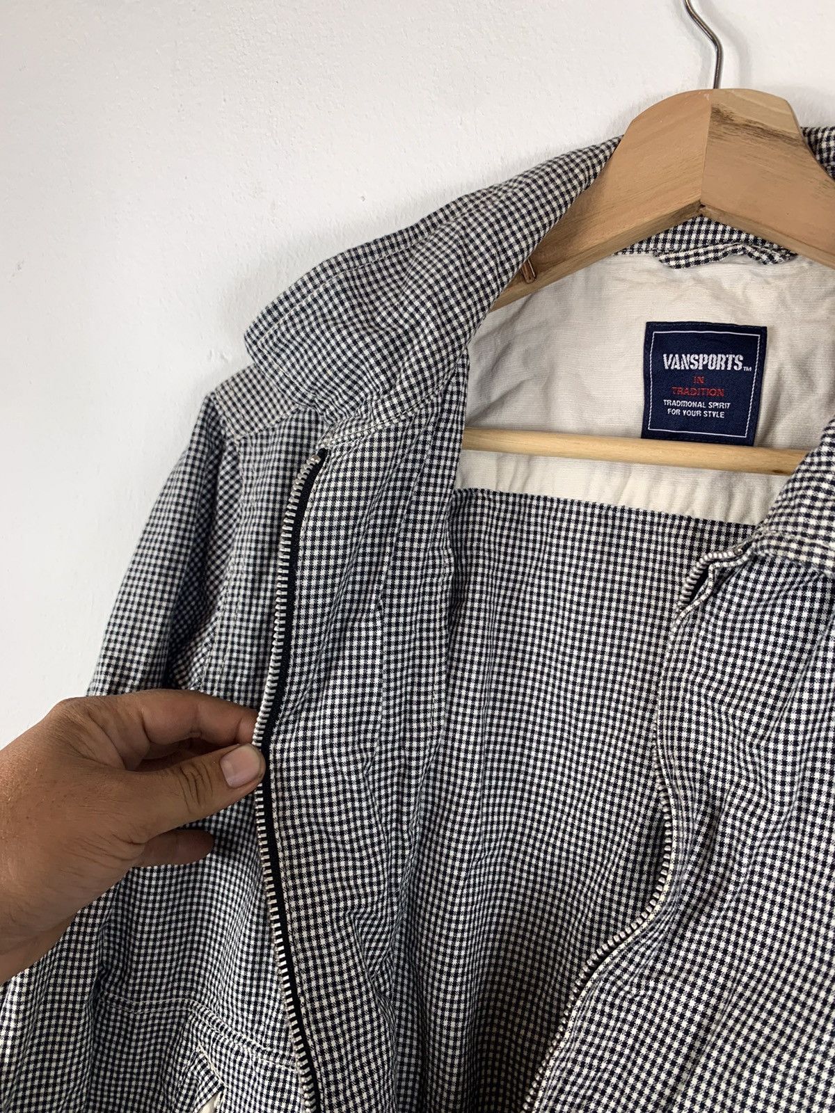 Japanese Brand × Vintage Vintage Japanesse Brand Van Sport Checker Style Jacket Size US S / EU 44-46 / 1 - 5 Thumbnail