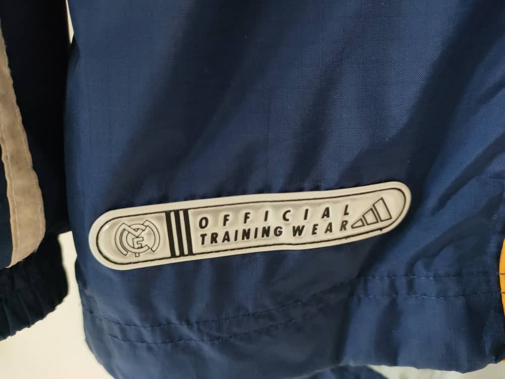 Vintage ❎ Vintage Adidas x Real Madrid Windbreaker Size US L / EU 52-54 / 3 - 3 Thumbnail