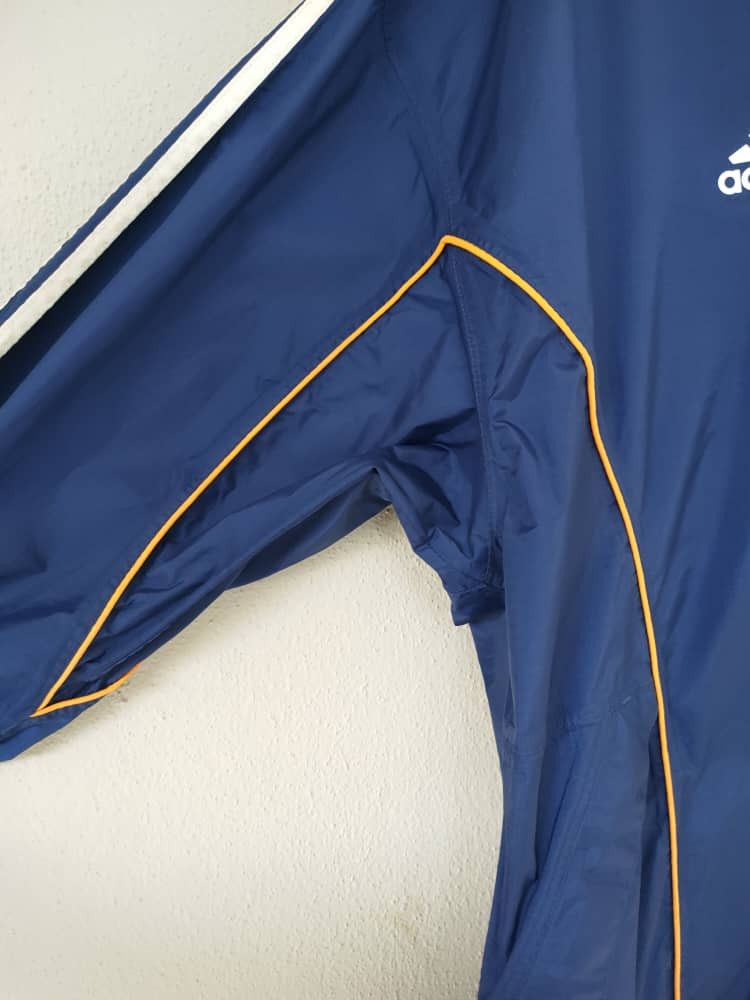 Vintage ❎ Vintage Adidas x Real Madrid Windbreaker Size US L / EU 52-54 / 3 - 4 Thumbnail