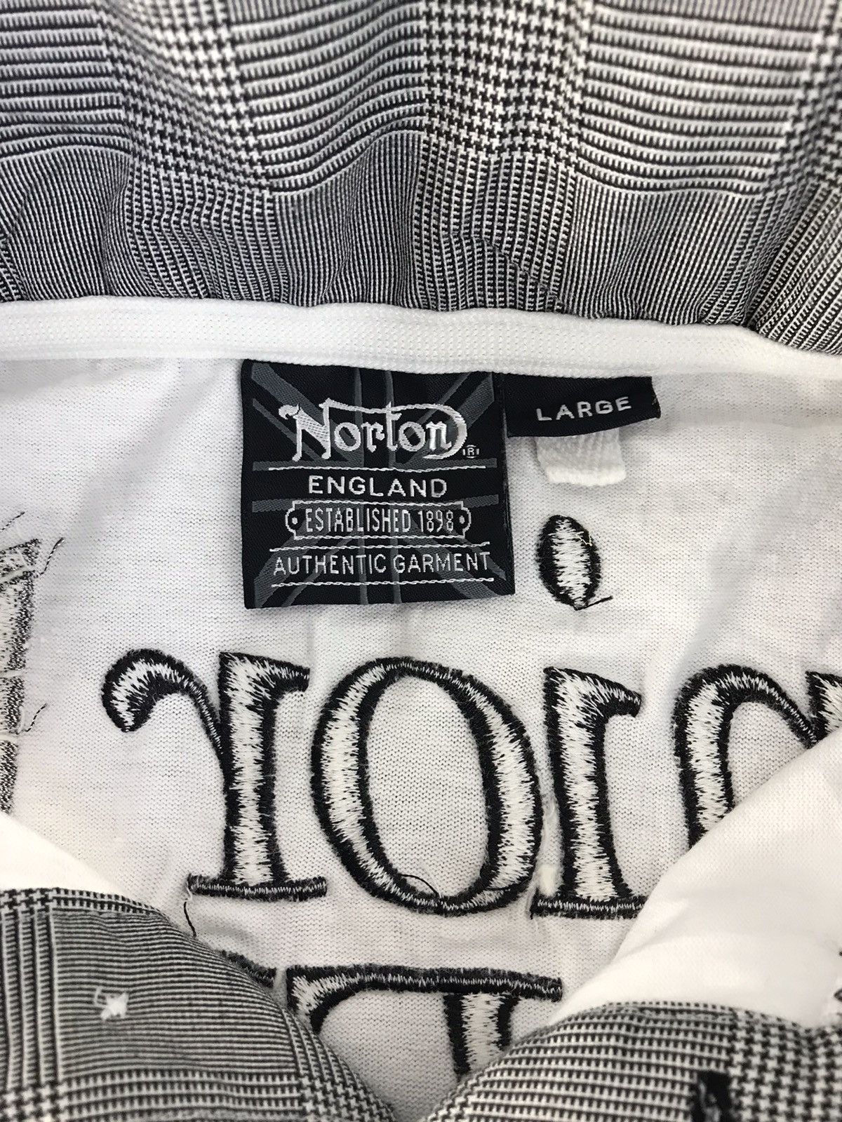 Norton Norton British England Motorcycles TT First Printed Polo Size US M / EU 48-50 / 2 - 8 Thumbnail