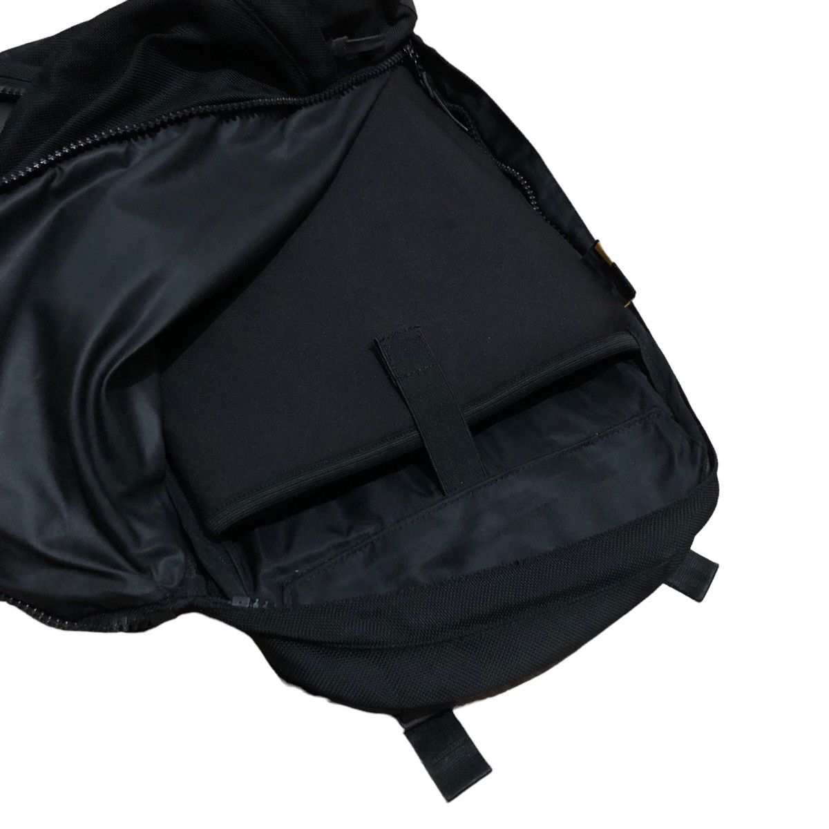 Visvim RARE ITEM🔥🔥🔥 VISVIM BAG PACK LEATHER HORSE HIDE MULTIPOCKET Size ONE SIZE - 4 Thumbnail