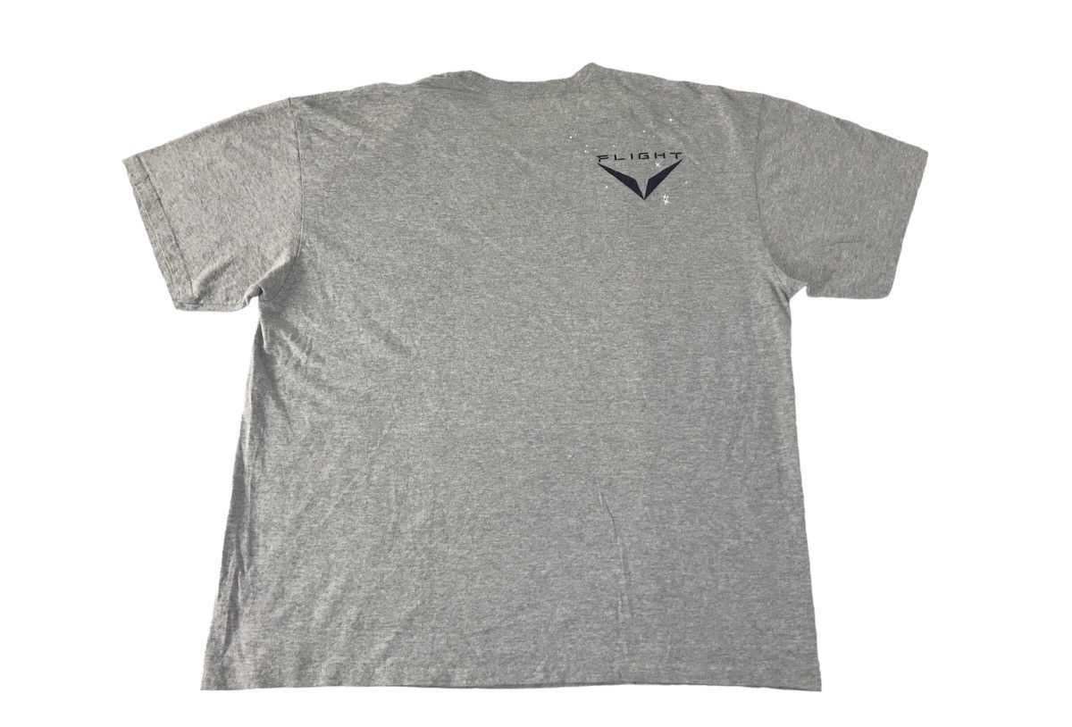 Nike The Nike Flight Basketball Screen Printed Tee T-shirt Size US XL / EU 56 / 4 - 2 Thumbnail
